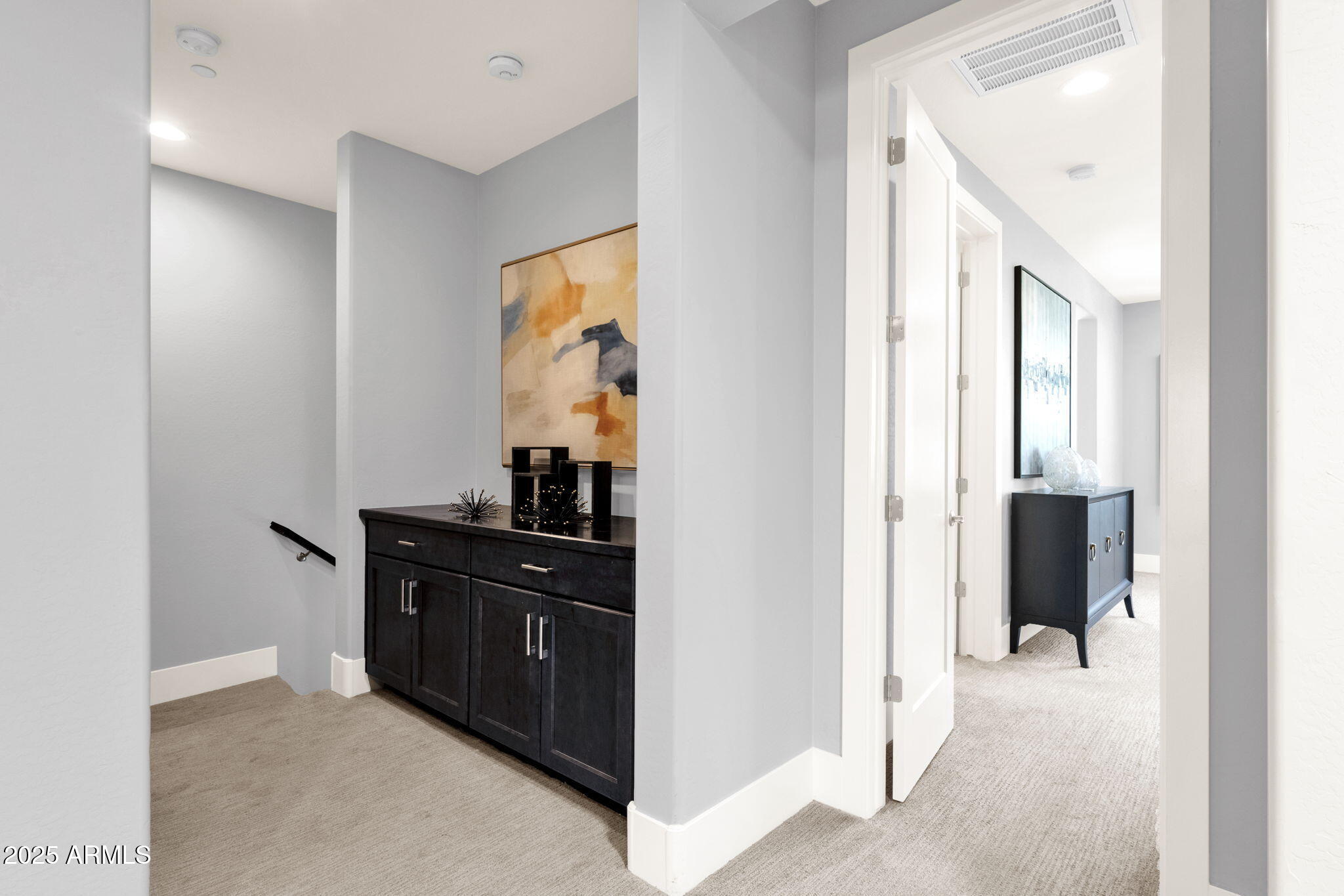 7449 E VIA DE LUNA Drive