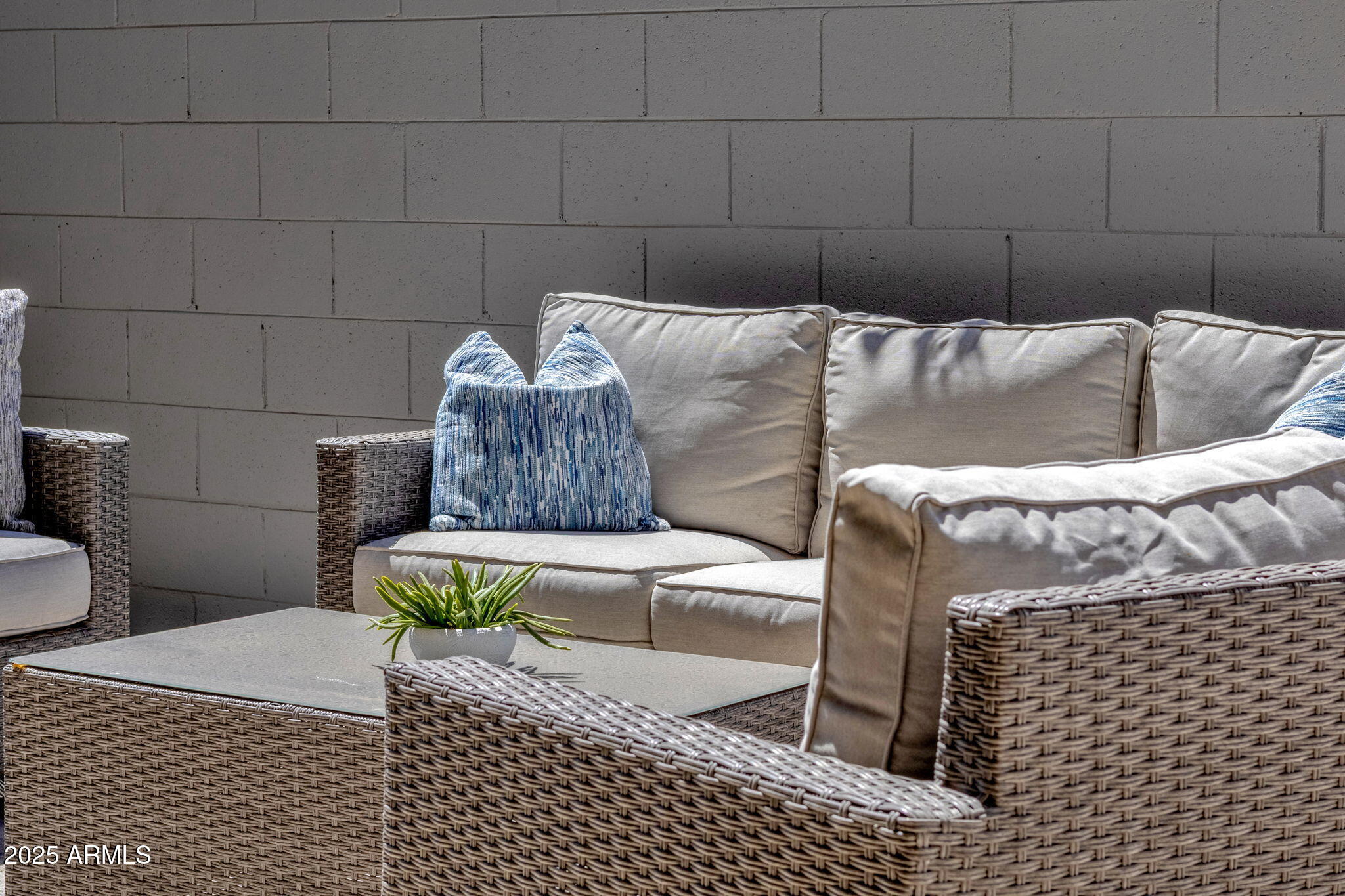 7449 E VIA DE LUNA Drive