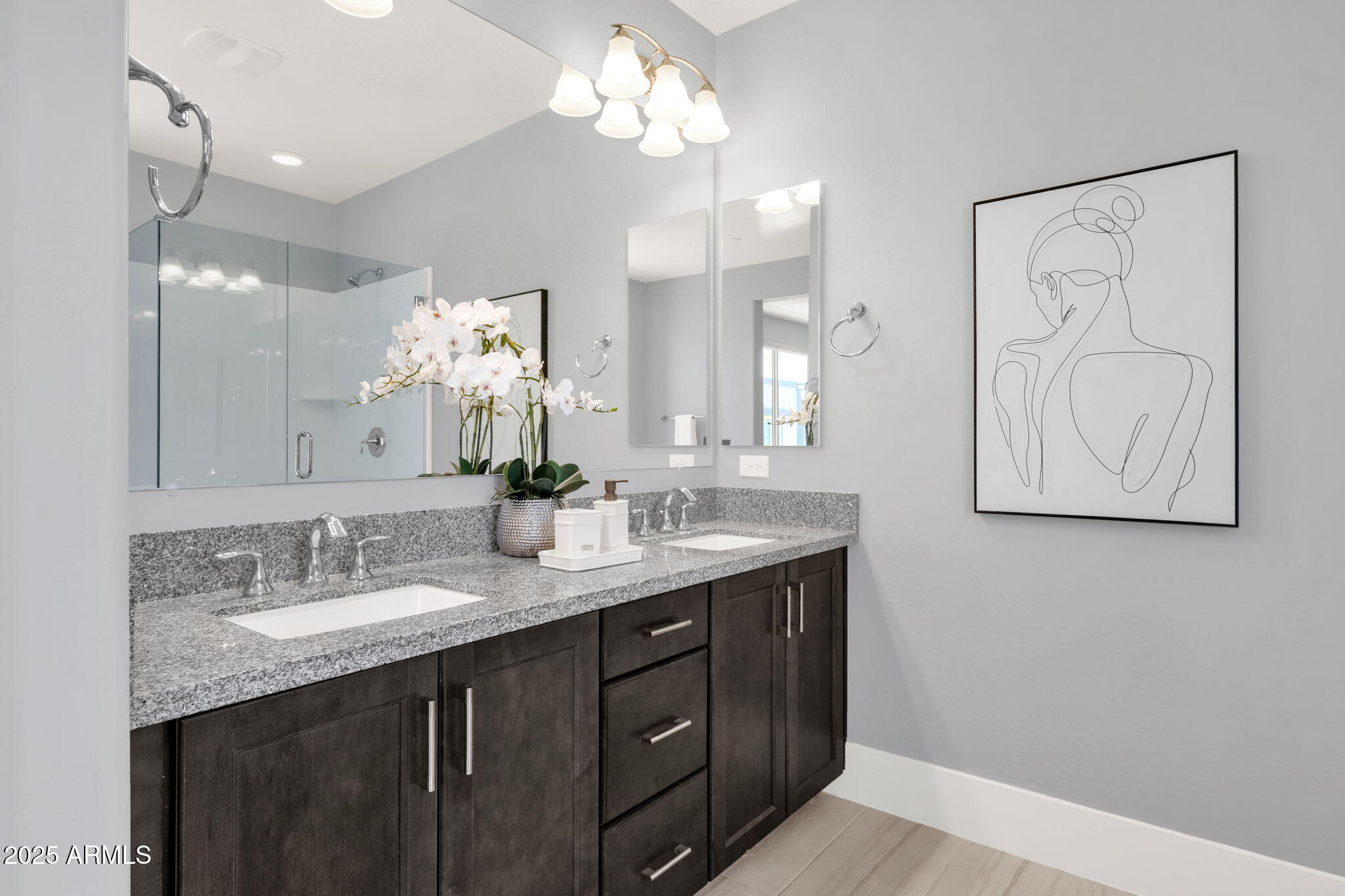 7449 E VIA DE LUNA Drive