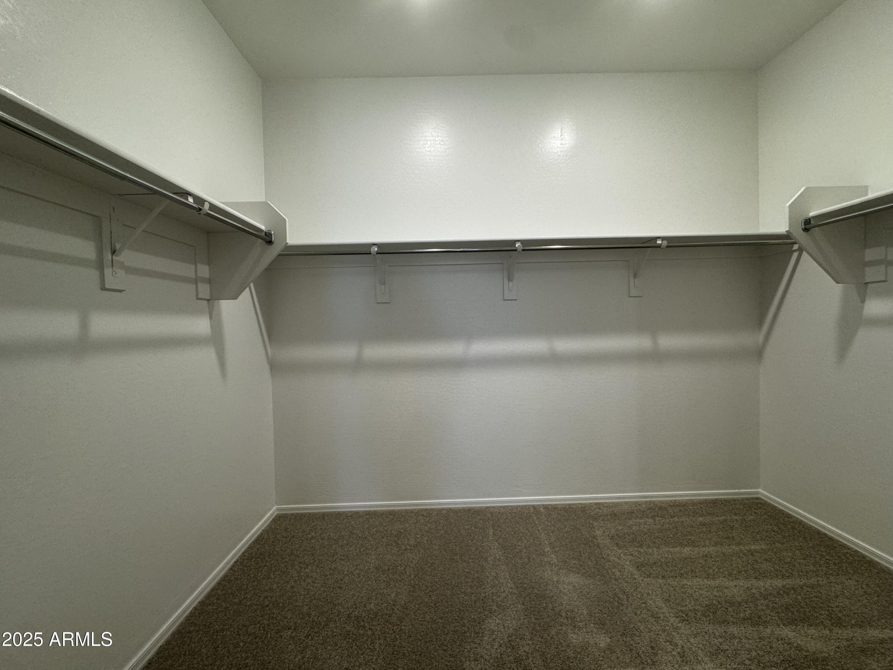 24153 W BOWKER Street