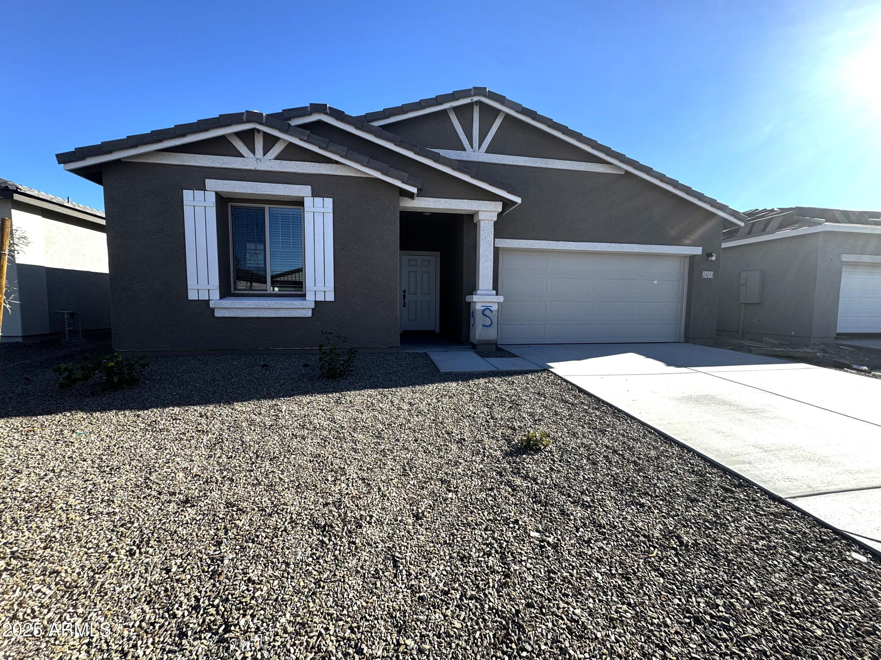 24153 W BOWKER Street