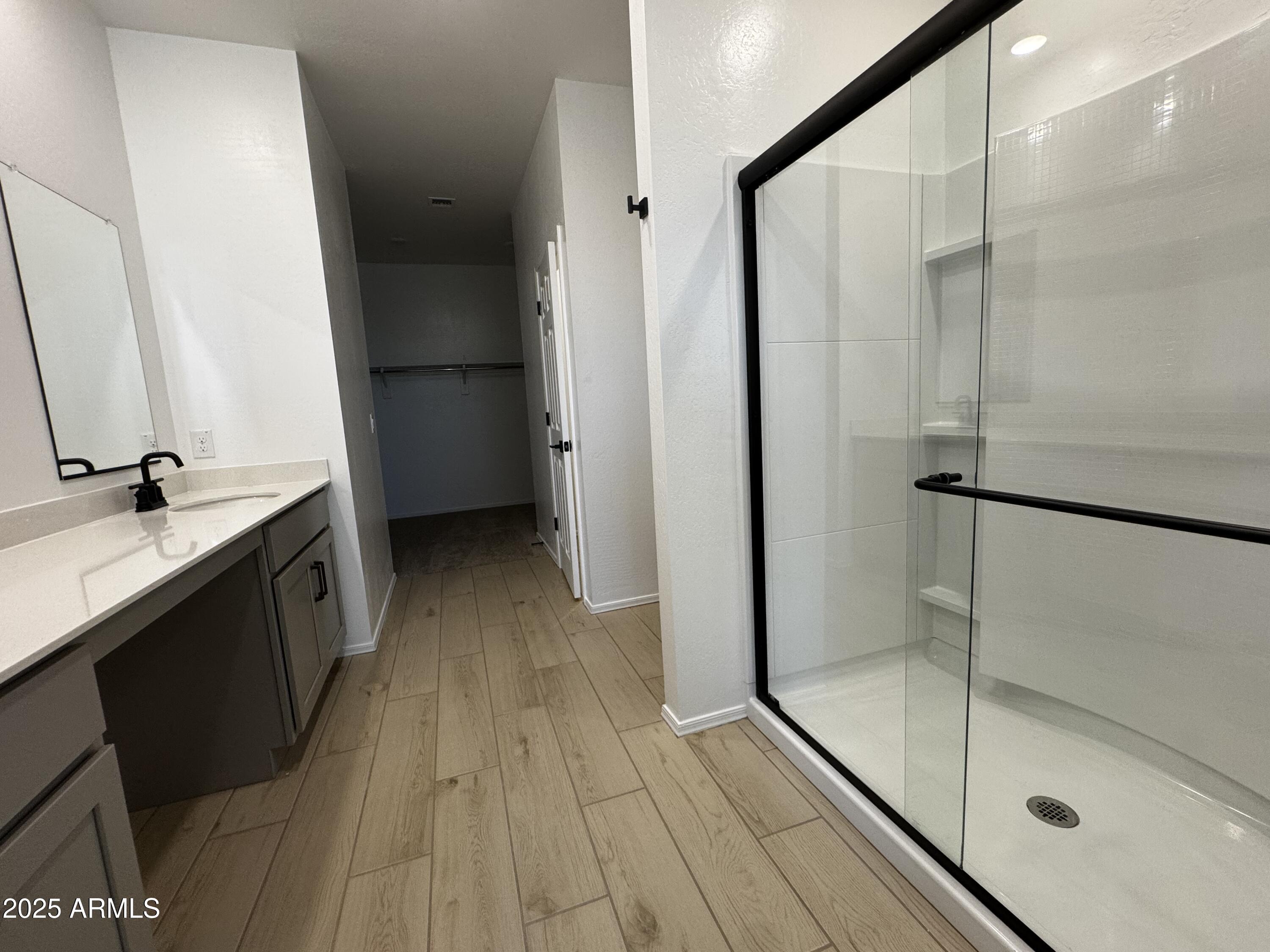 24153 W BOWKER Street