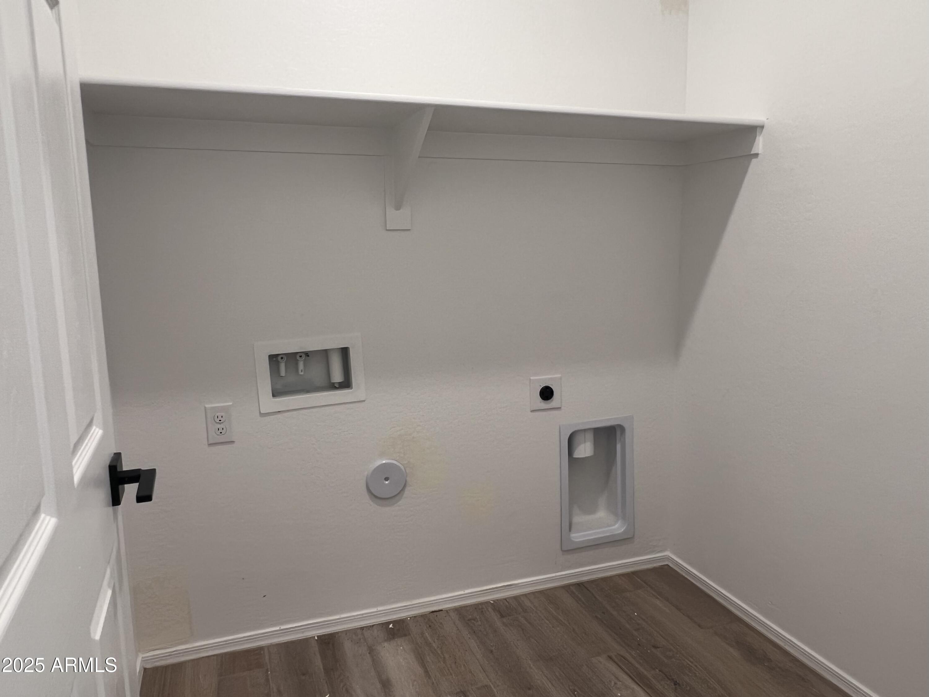 24145 W BOWKER Street