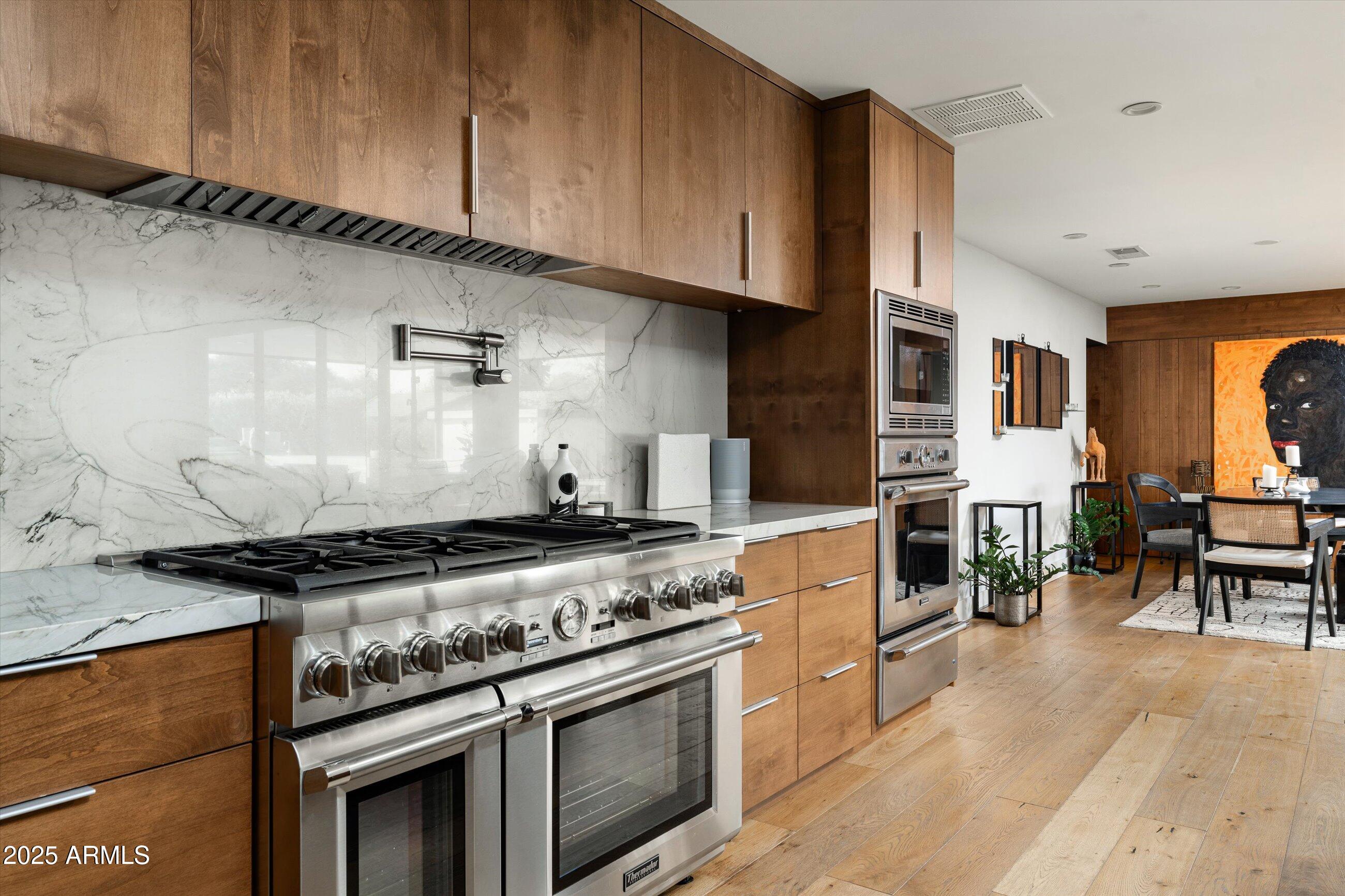 6909 E MONTEBELLO Avenue