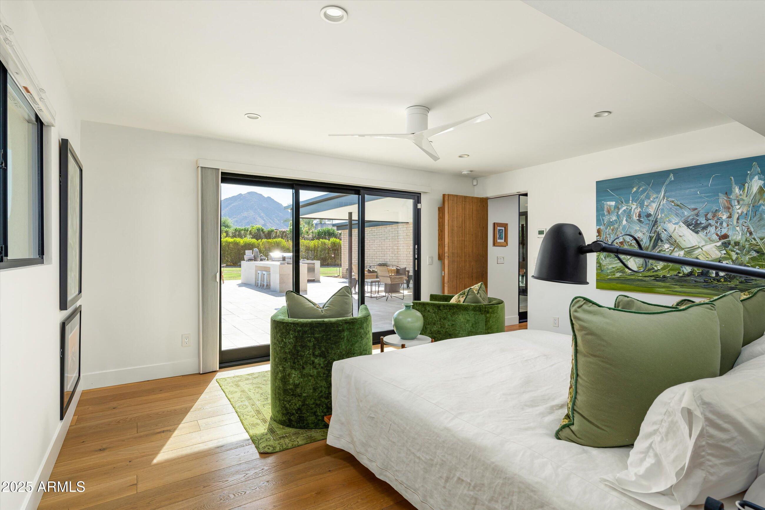 6909 E MONTEBELLO Avenue