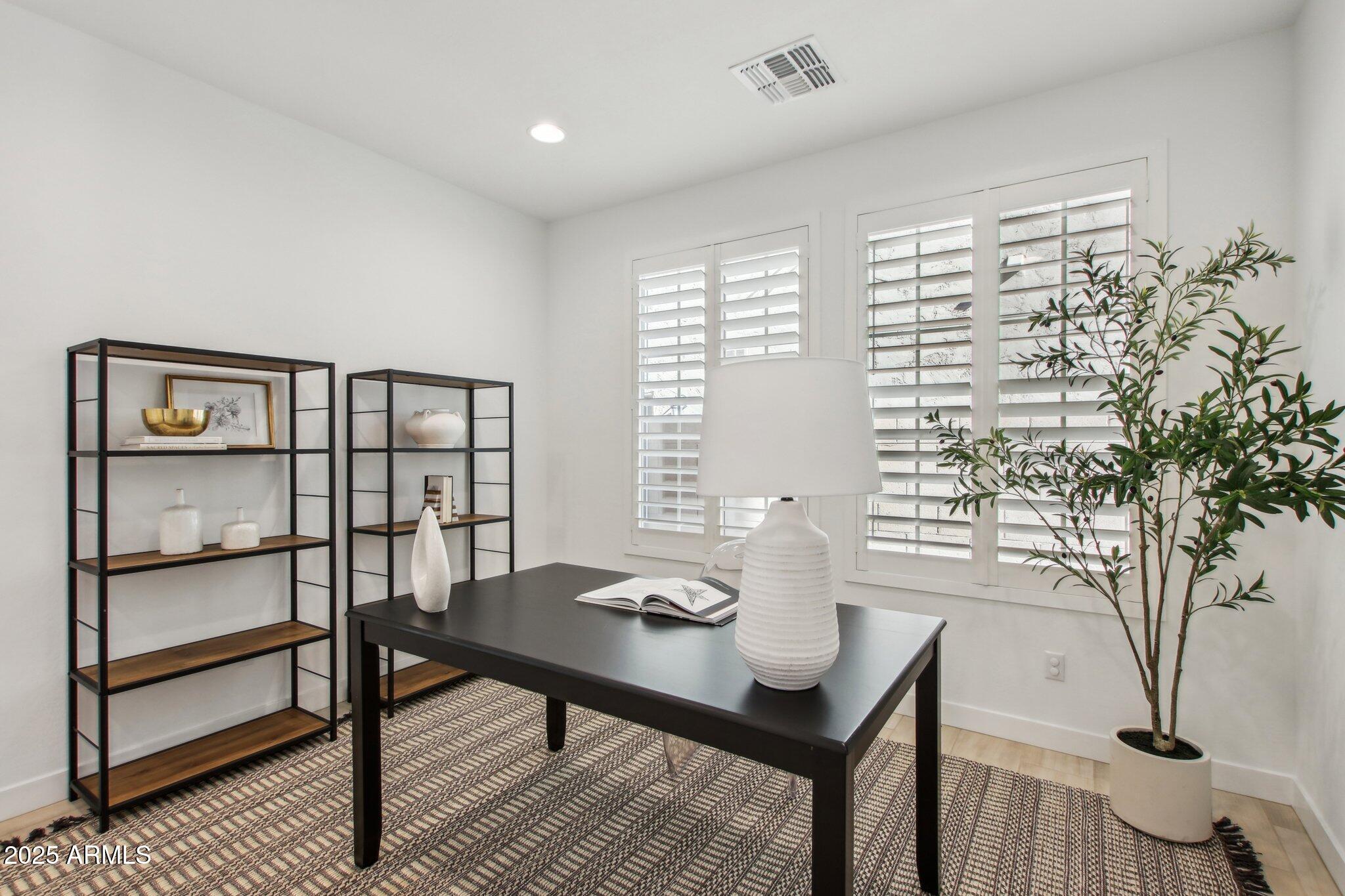 634 E Deer Creek Road