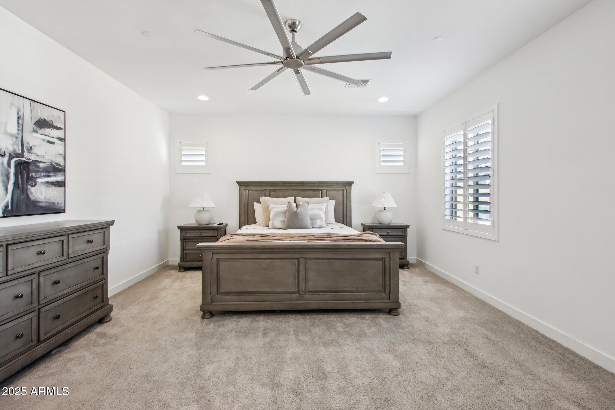 634 E Deer Creek Road