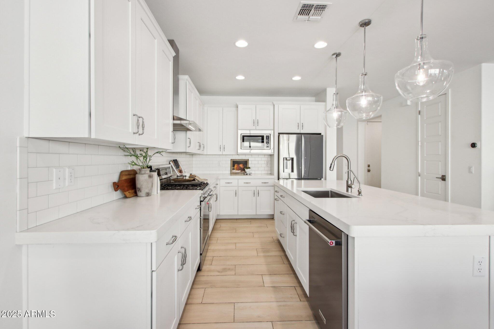 634 E Deer Creek Road