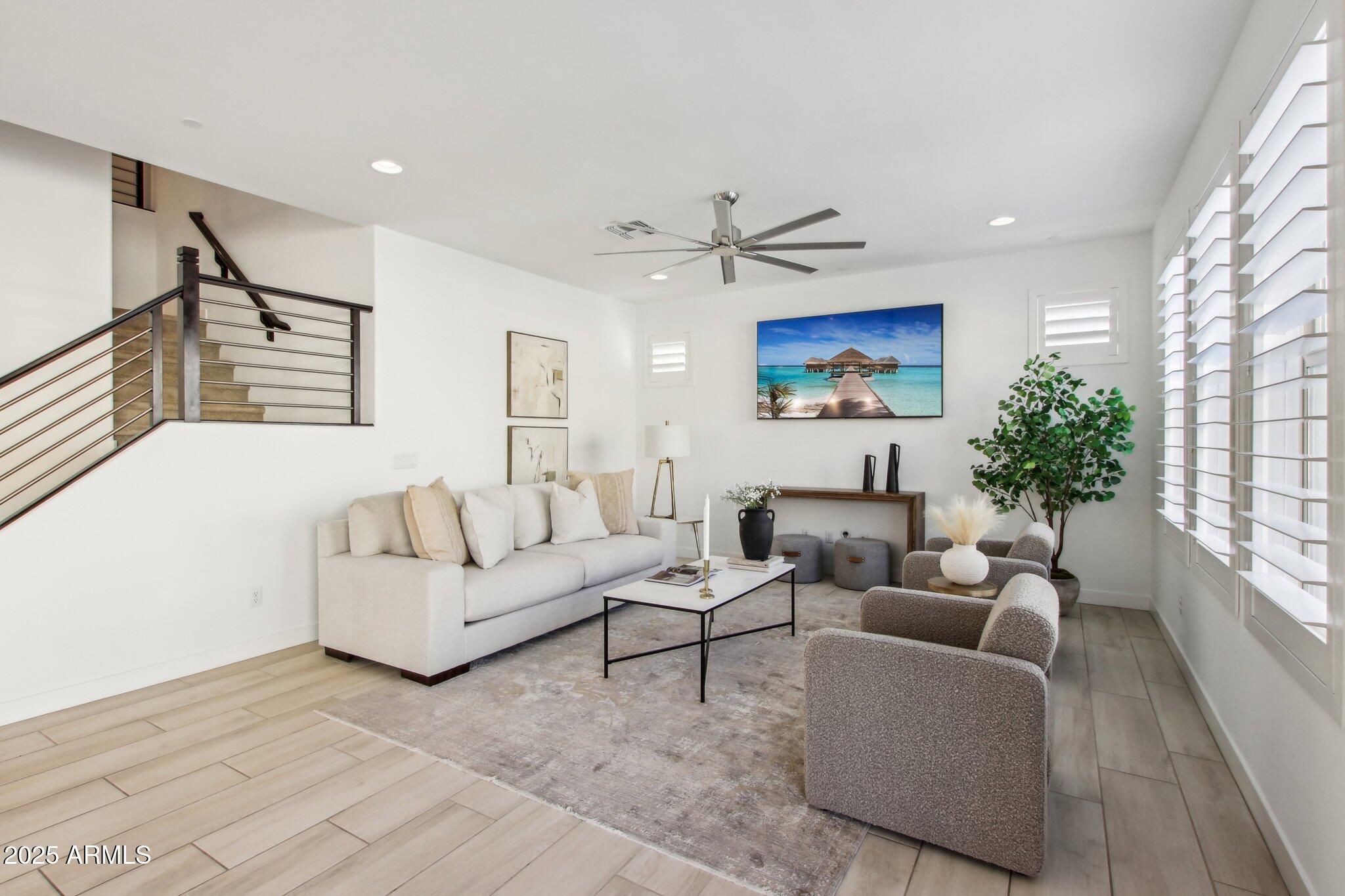 634 E Deer Creek Road