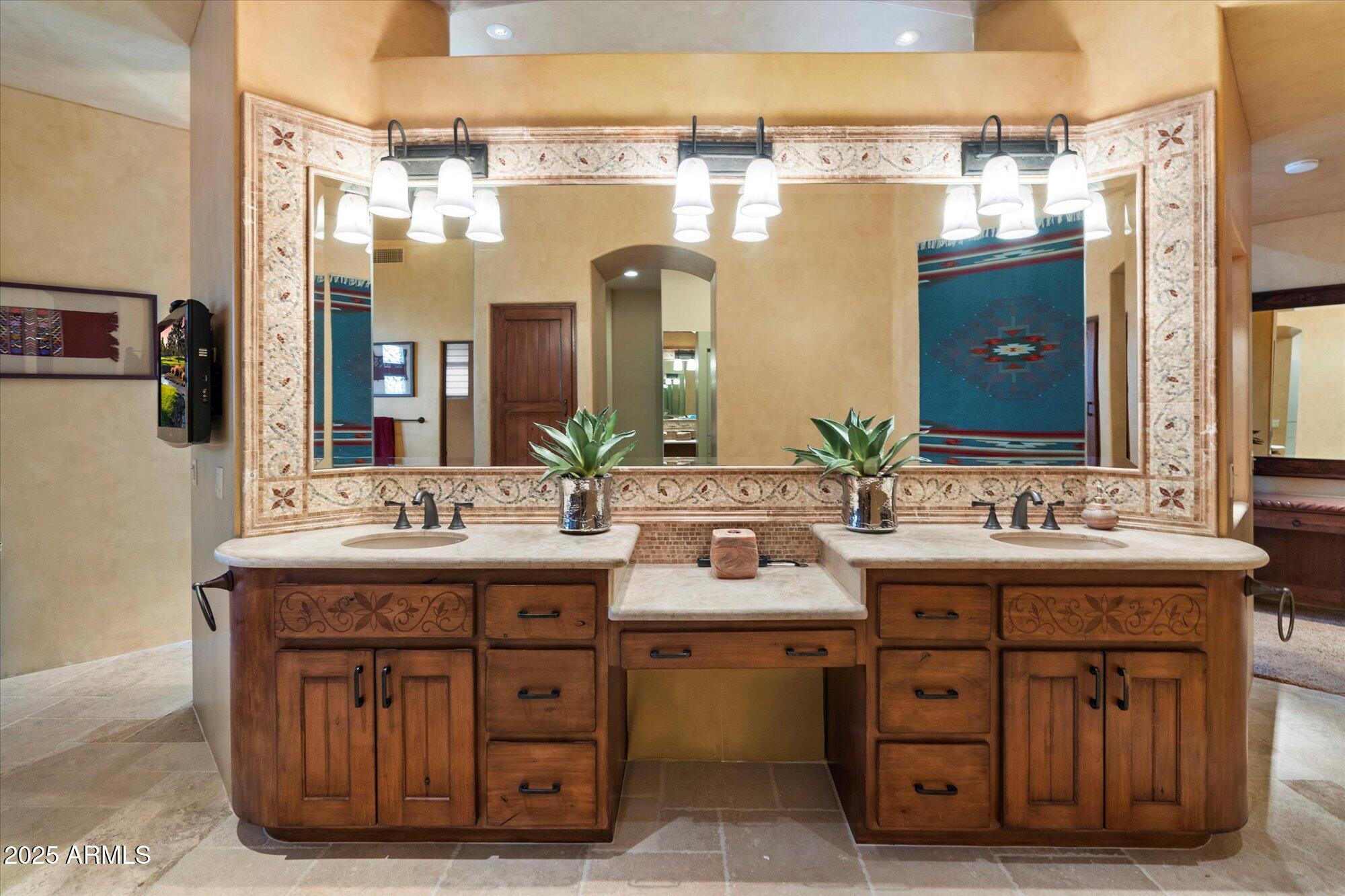 9555 E CELESTIAL Drive