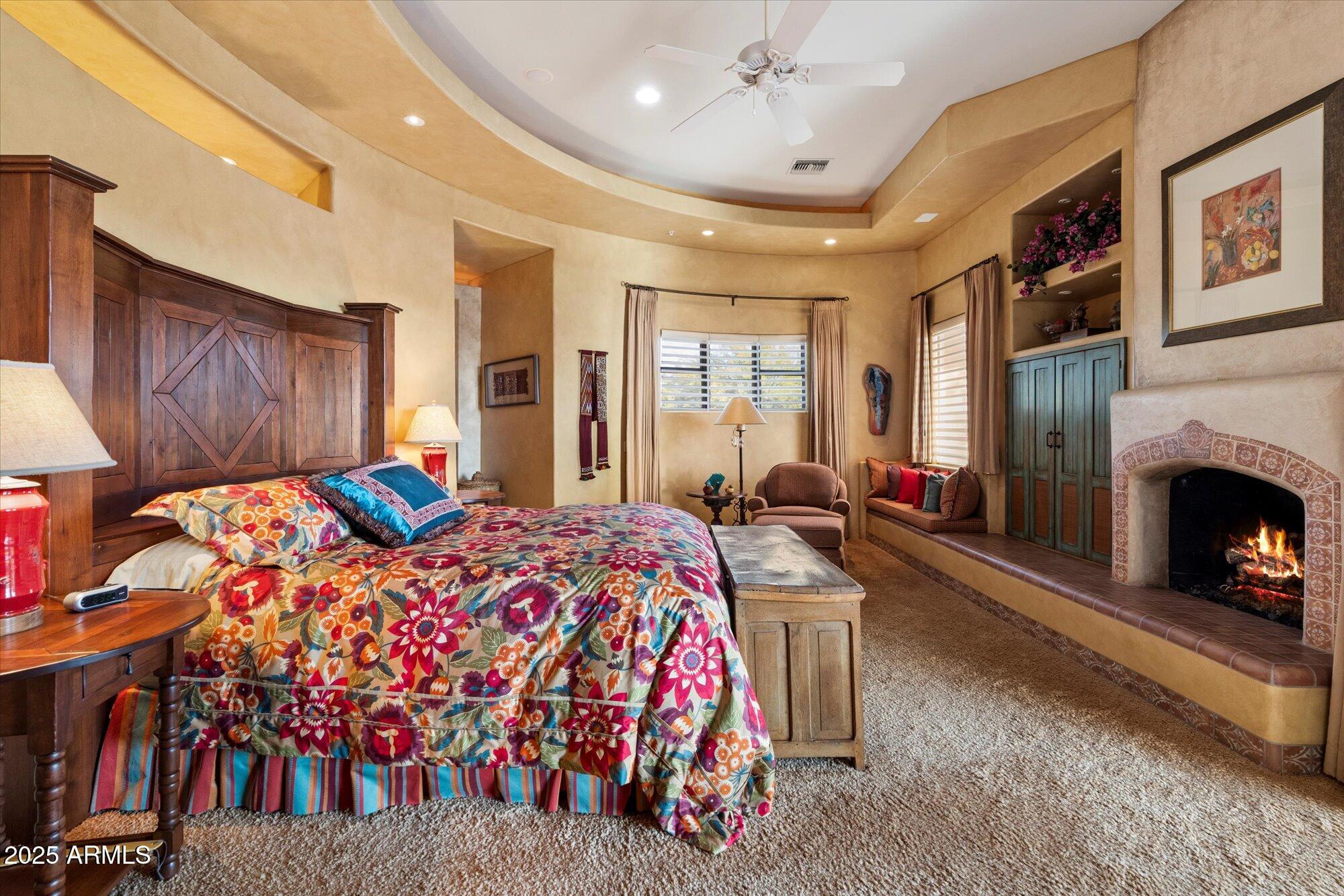 9555 E CELESTIAL Drive