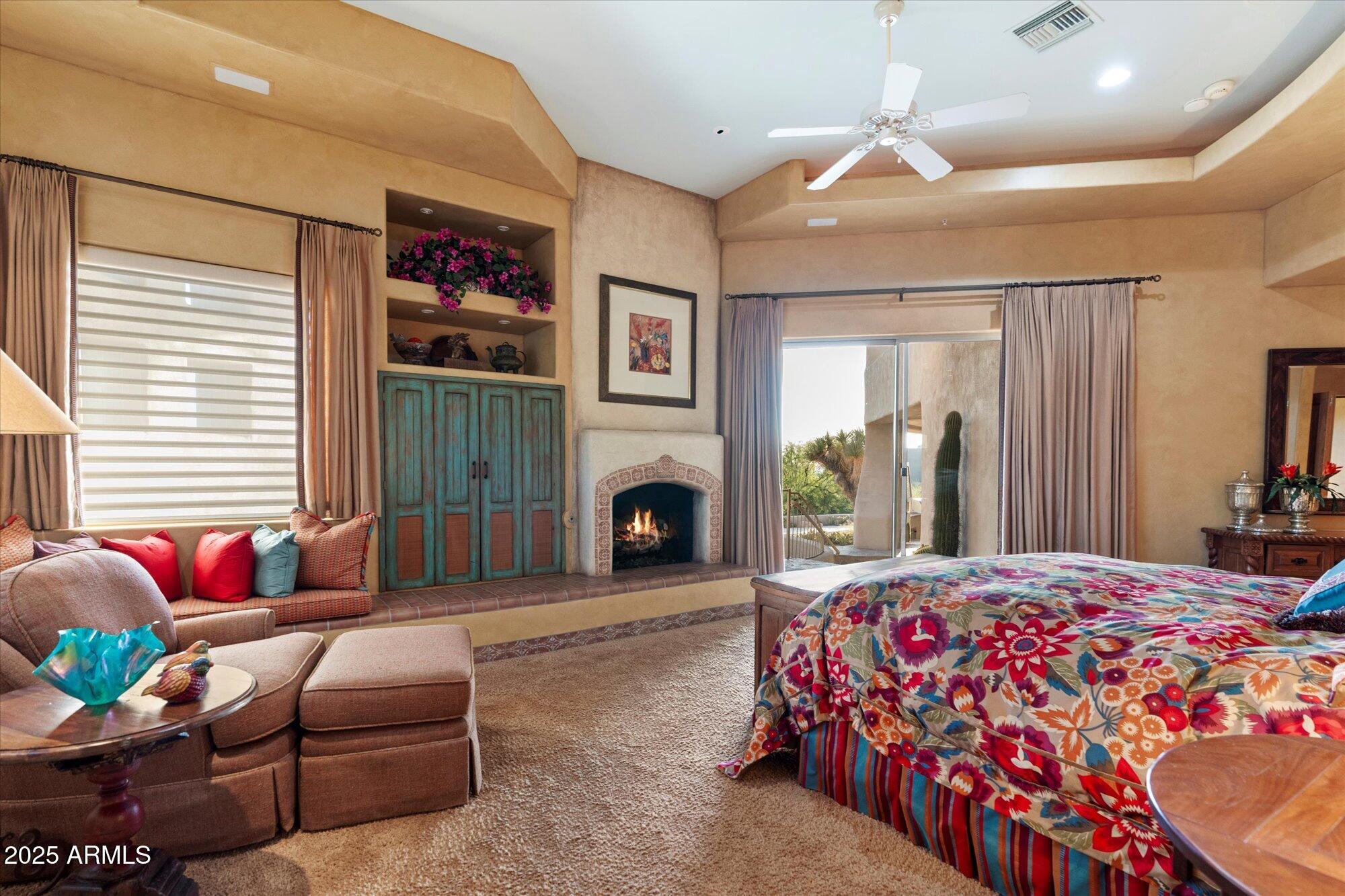 9555 E CELESTIAL Drive