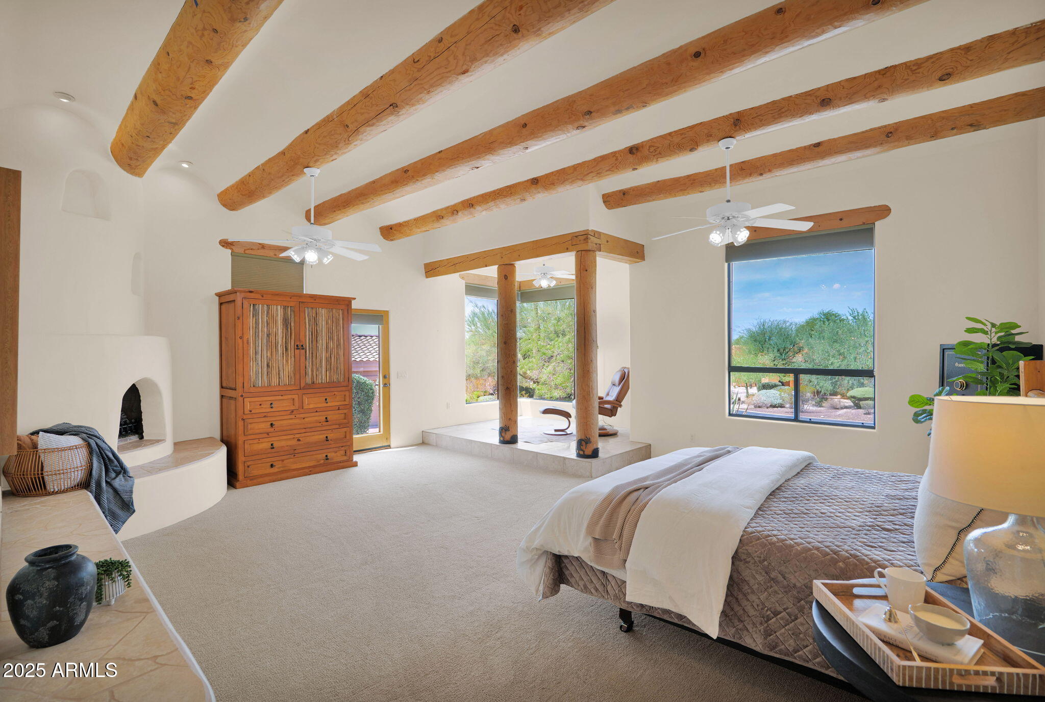 7130 E SADDLEBACK Street, 5