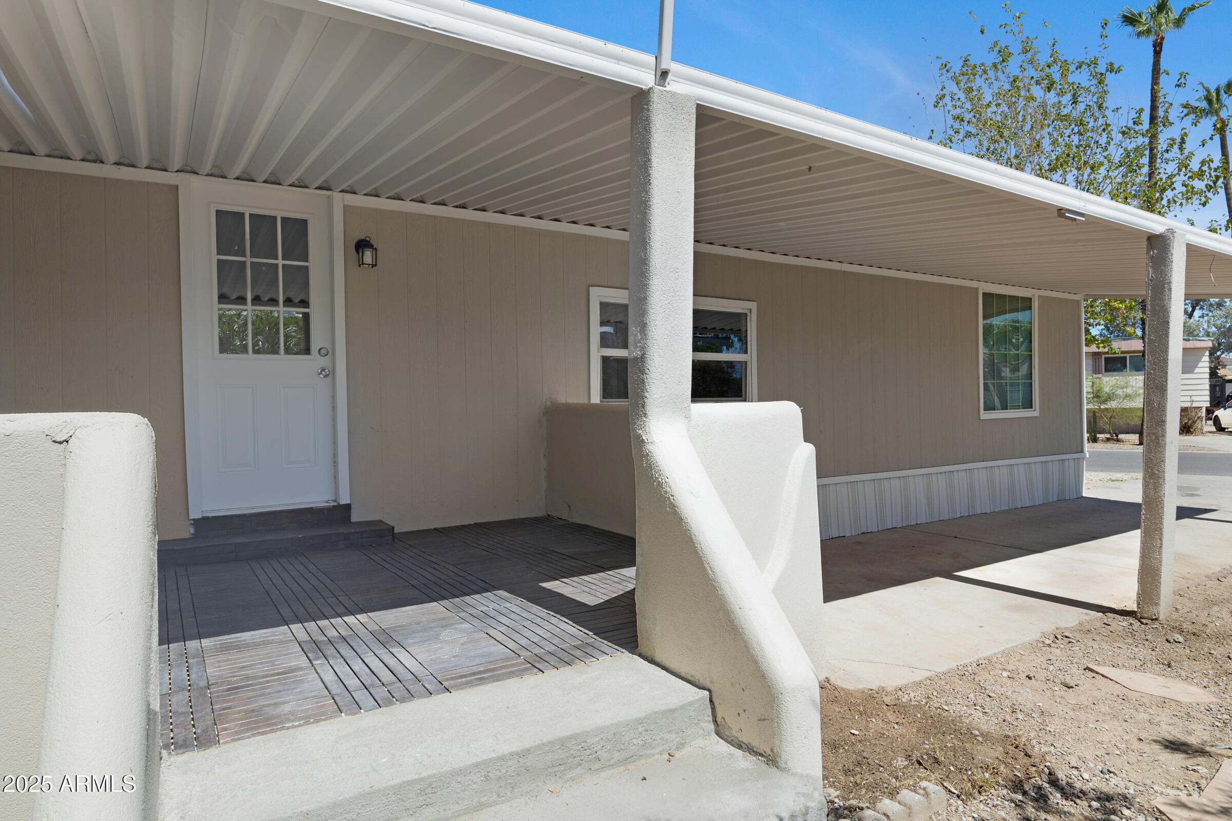 1650 S Arizona Avenue, 173