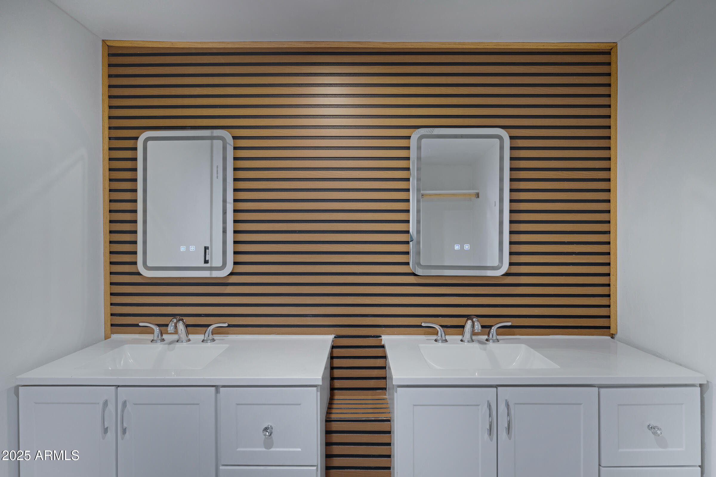 1650 S Arizona Avenue, 173