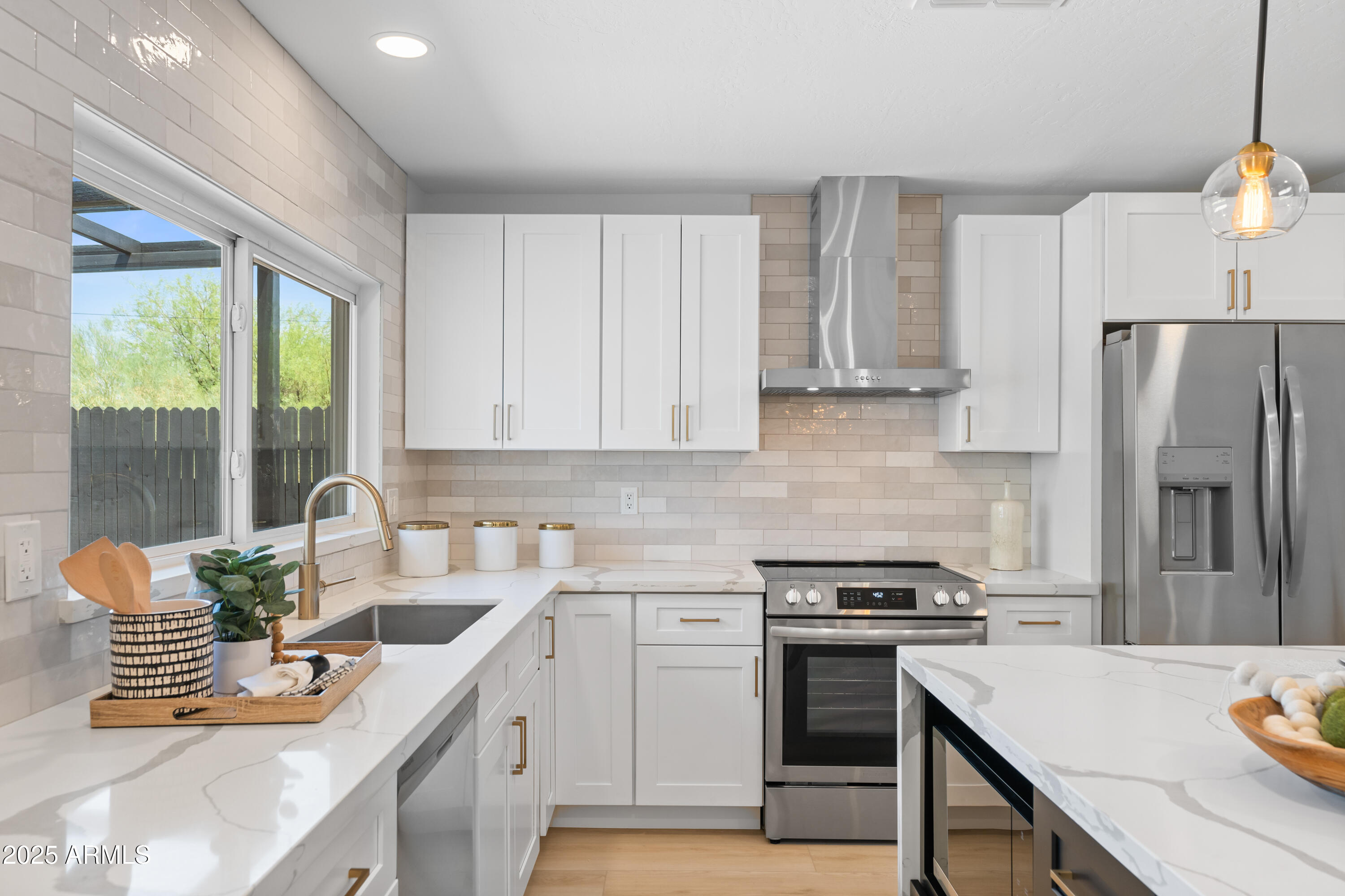 5532 E VIRGINIA Avenue