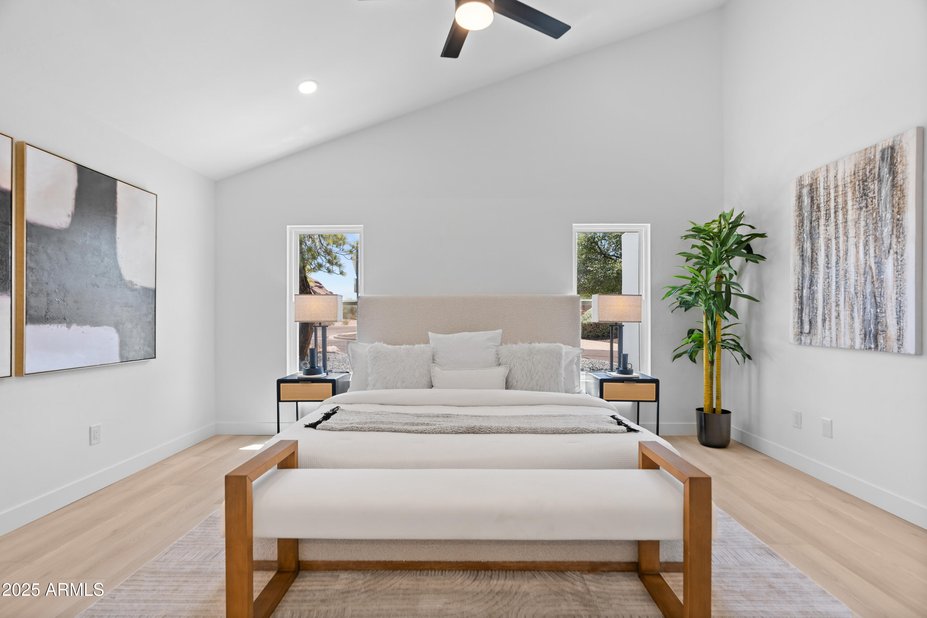 5532 E VIRGINIA Avenue