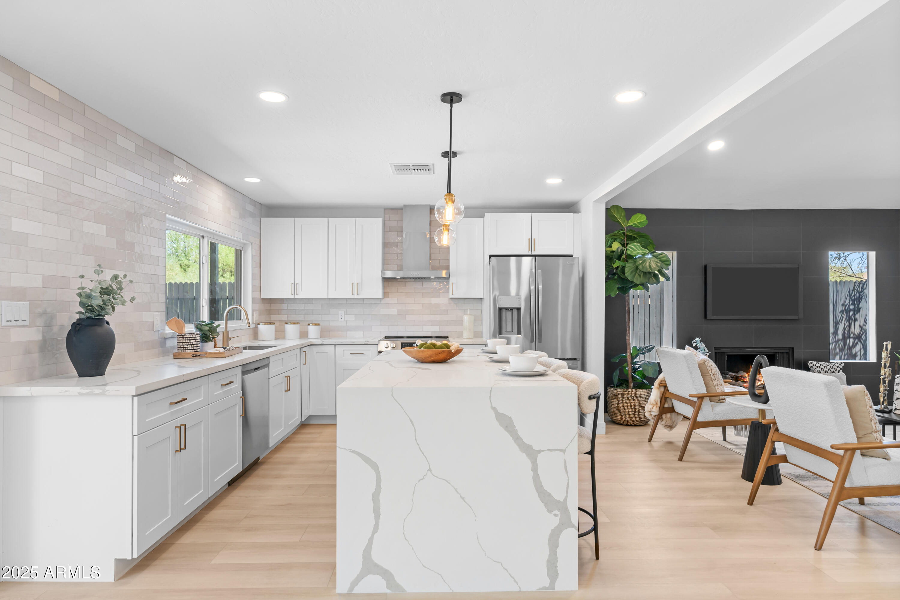 5532 E VIRGINIA Avenue