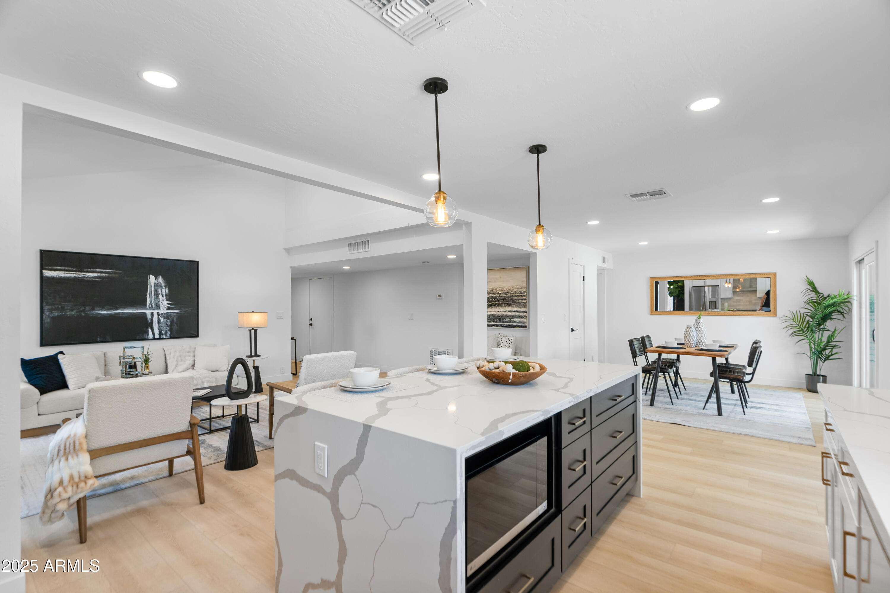 5532 E VIRGINIA Avenue