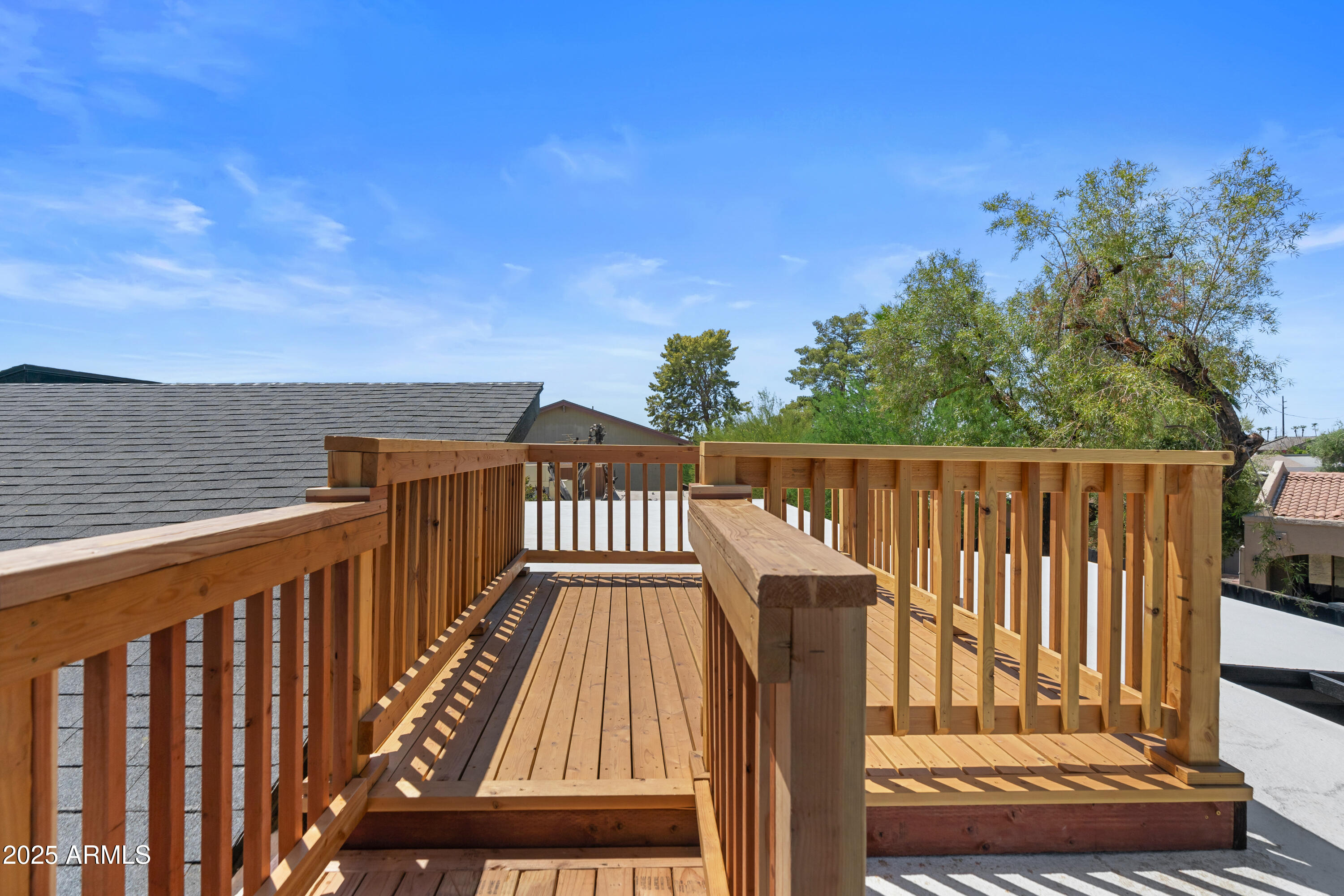 5532 E VIRGINIA Avenue