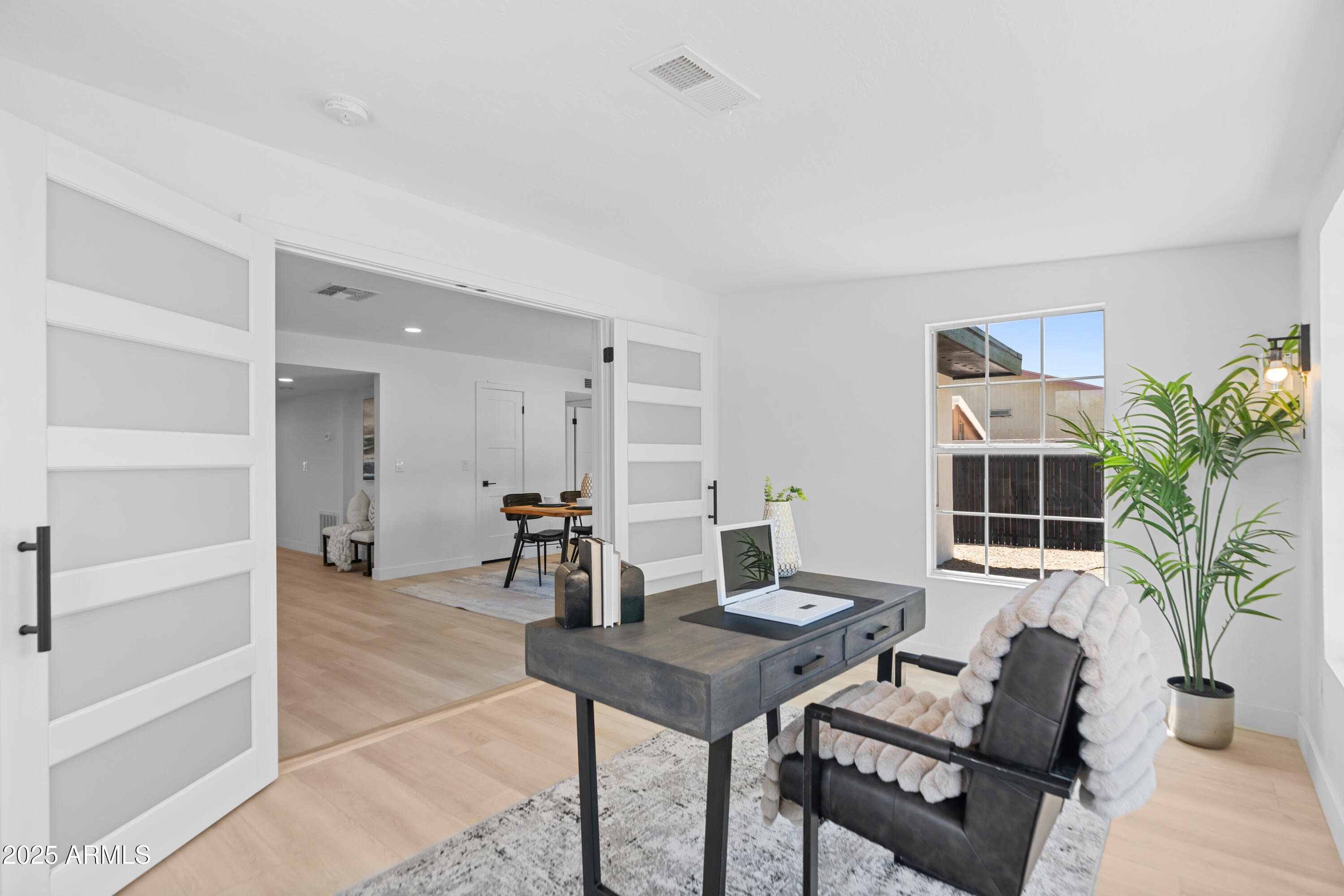 5532 E VIRGINIA Avenue