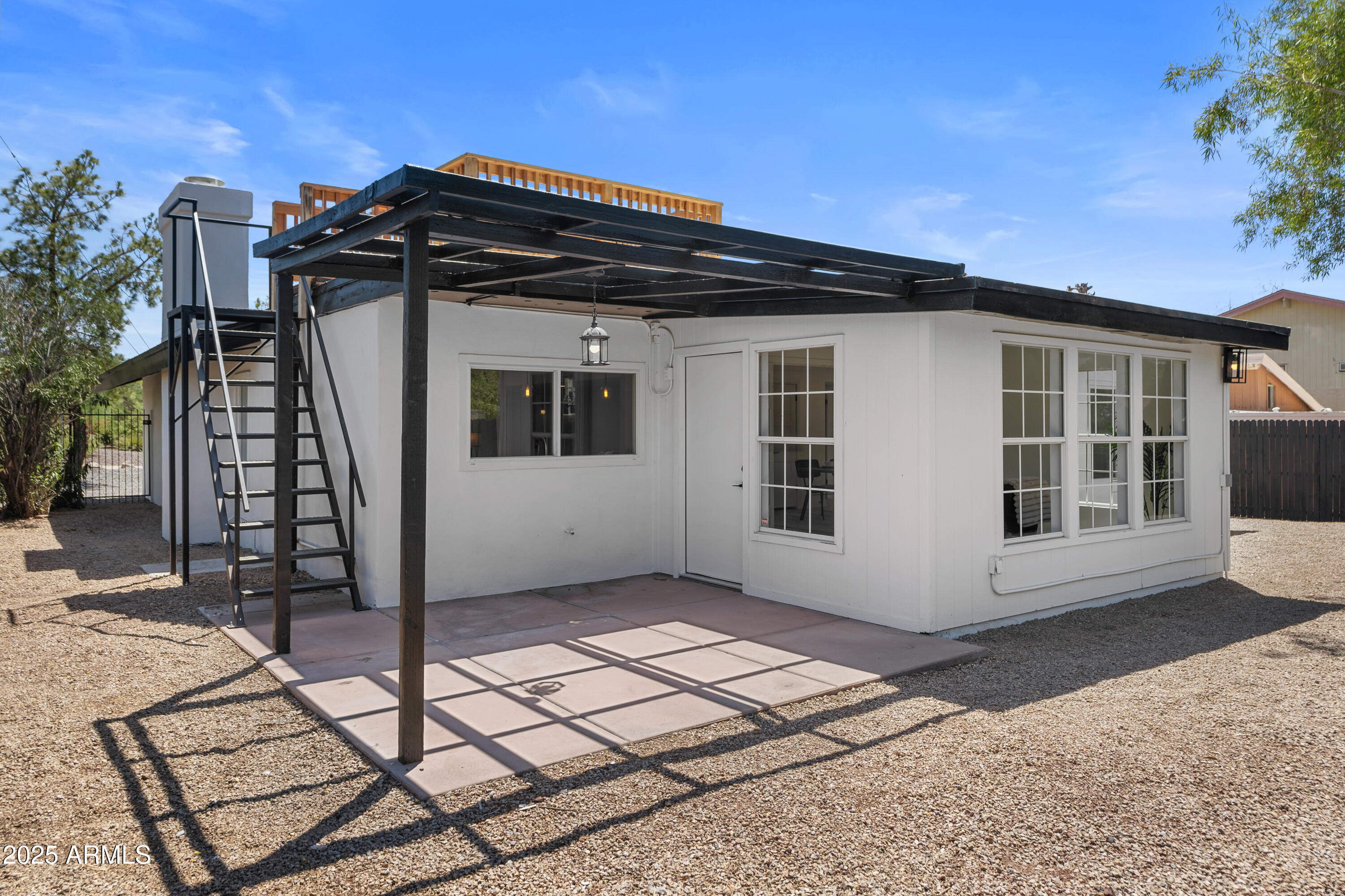 5532 E VIRGINIA Avenue