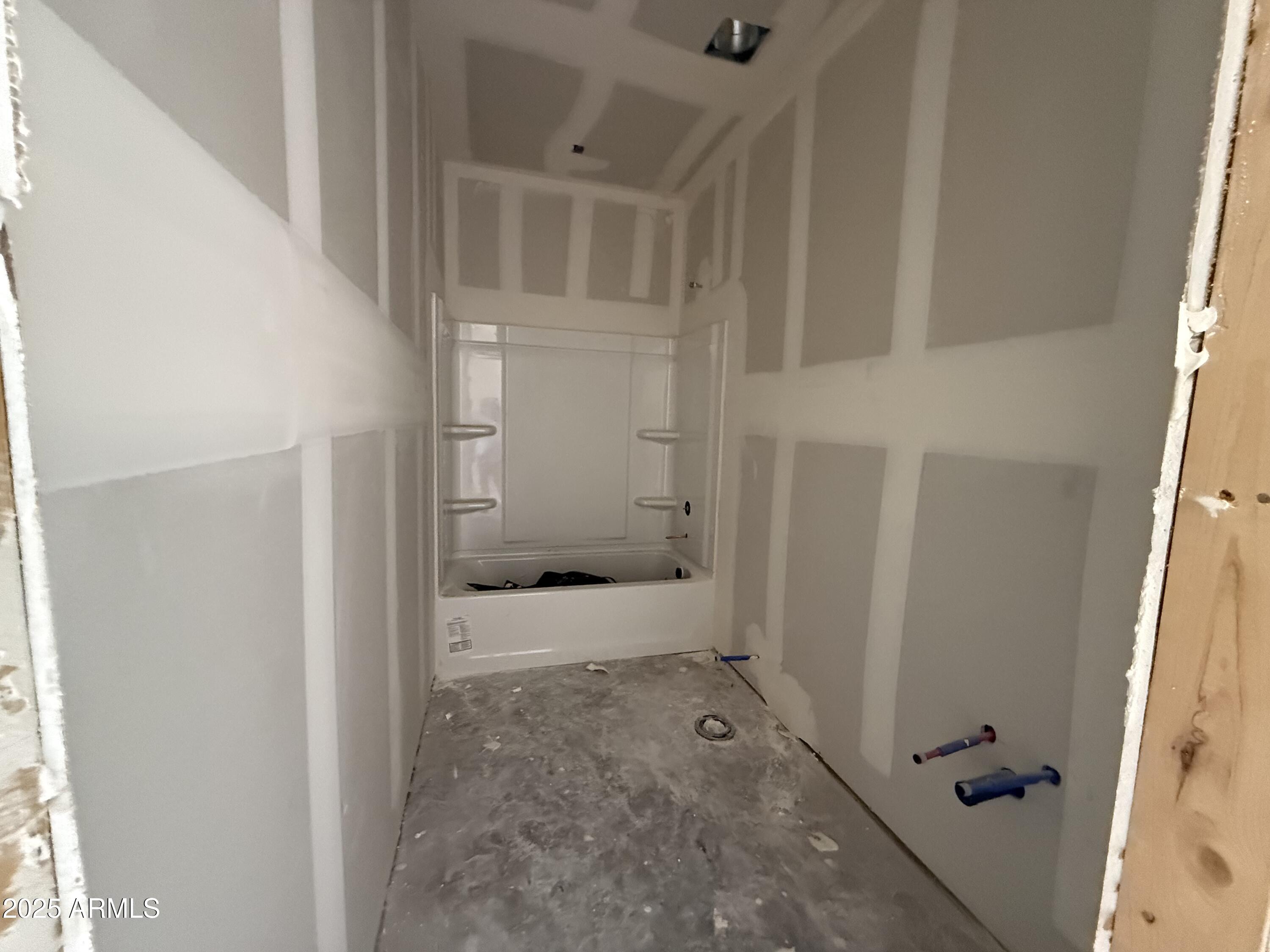 9519 W PARKWAY Drive