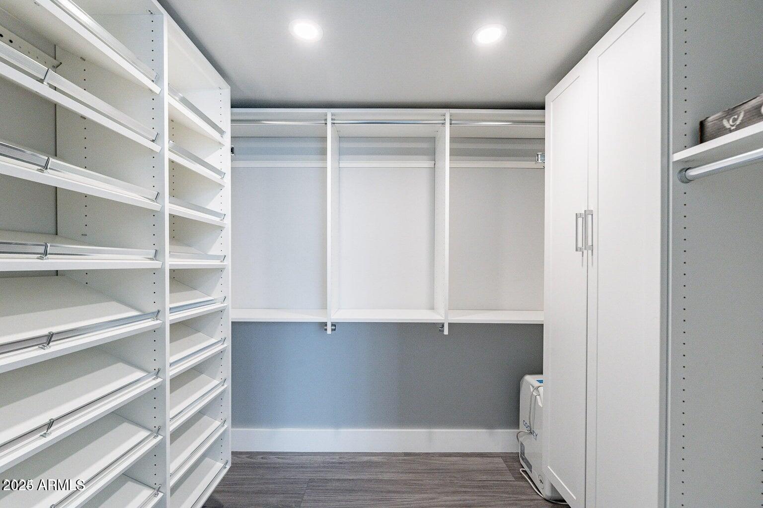 6502 N Central Avenue, A103