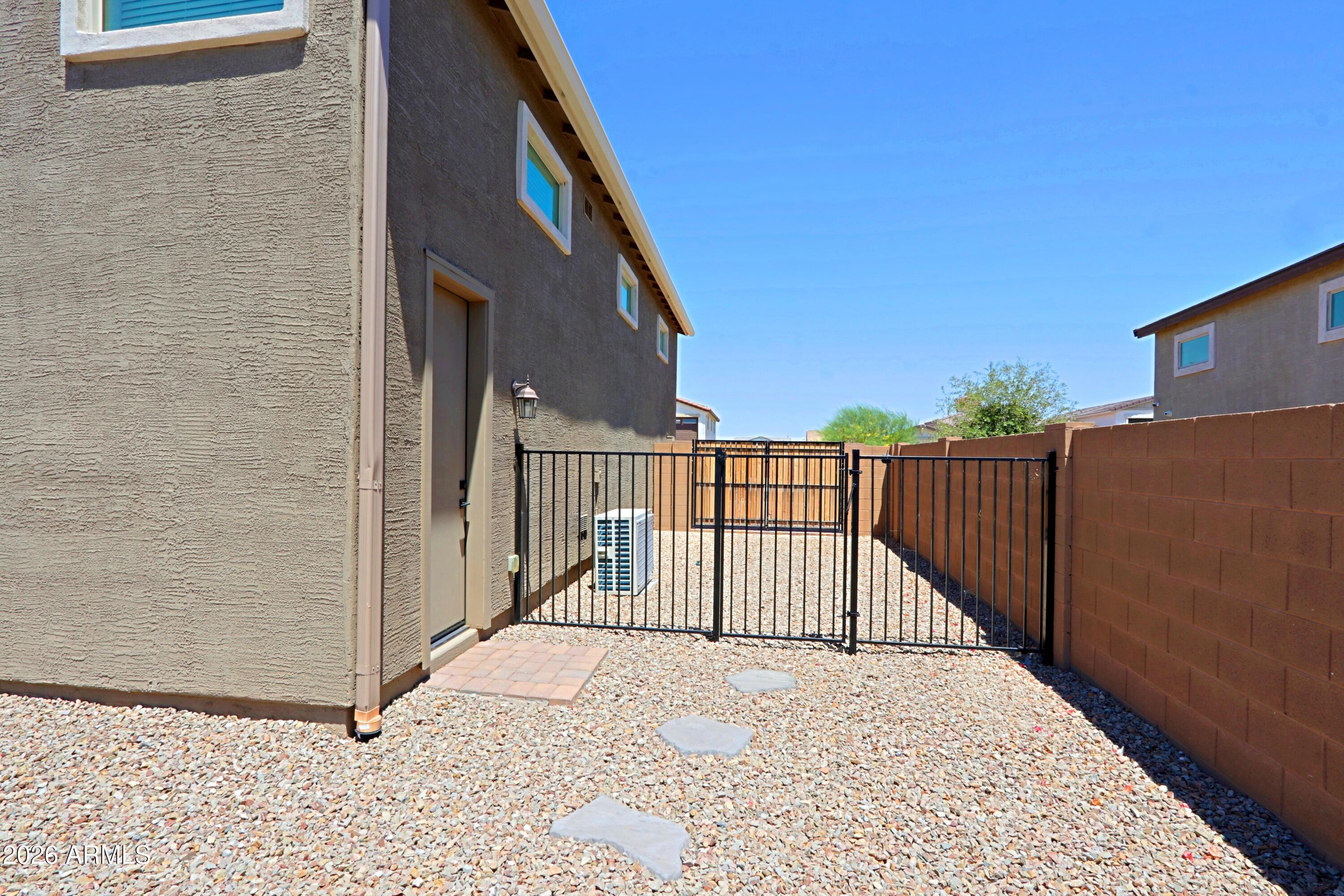 22386 N DANIEL Drive