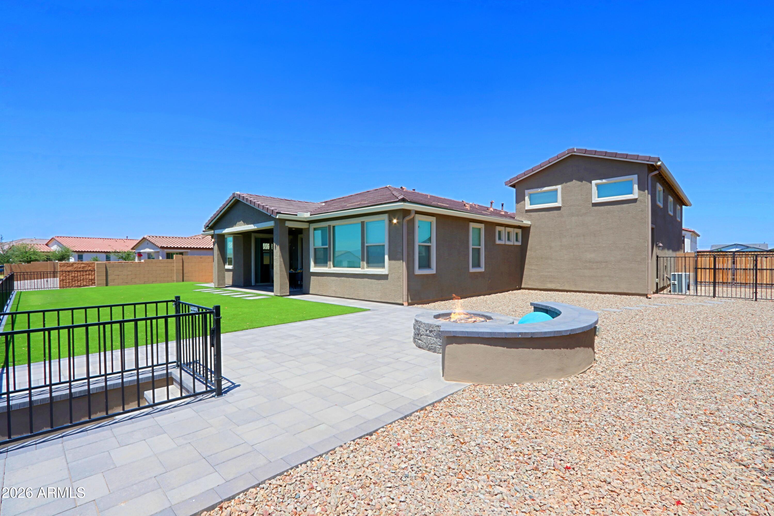 22386 N DANIEL Drive