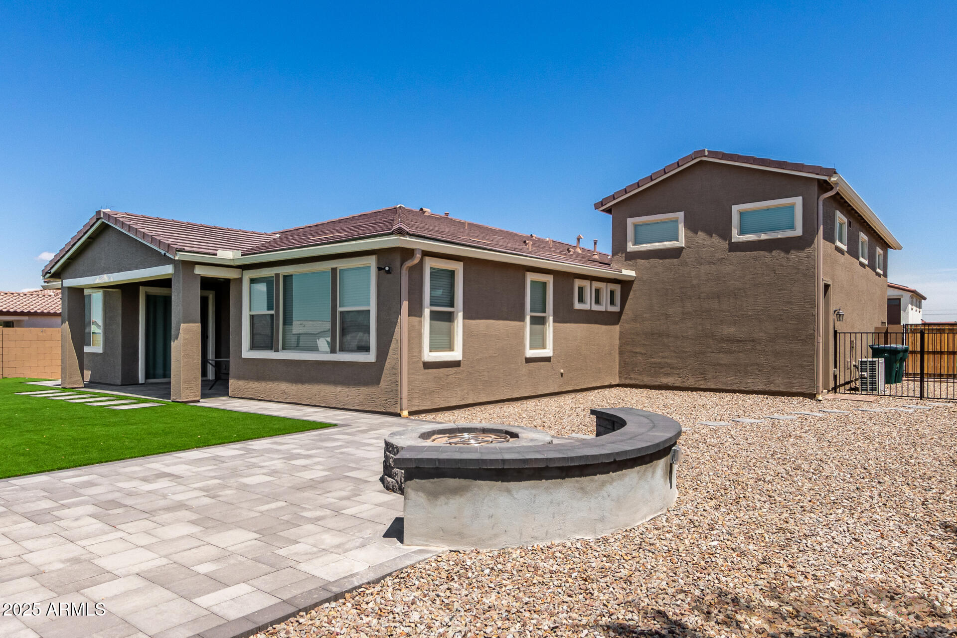 22386 N DANIEL Drive