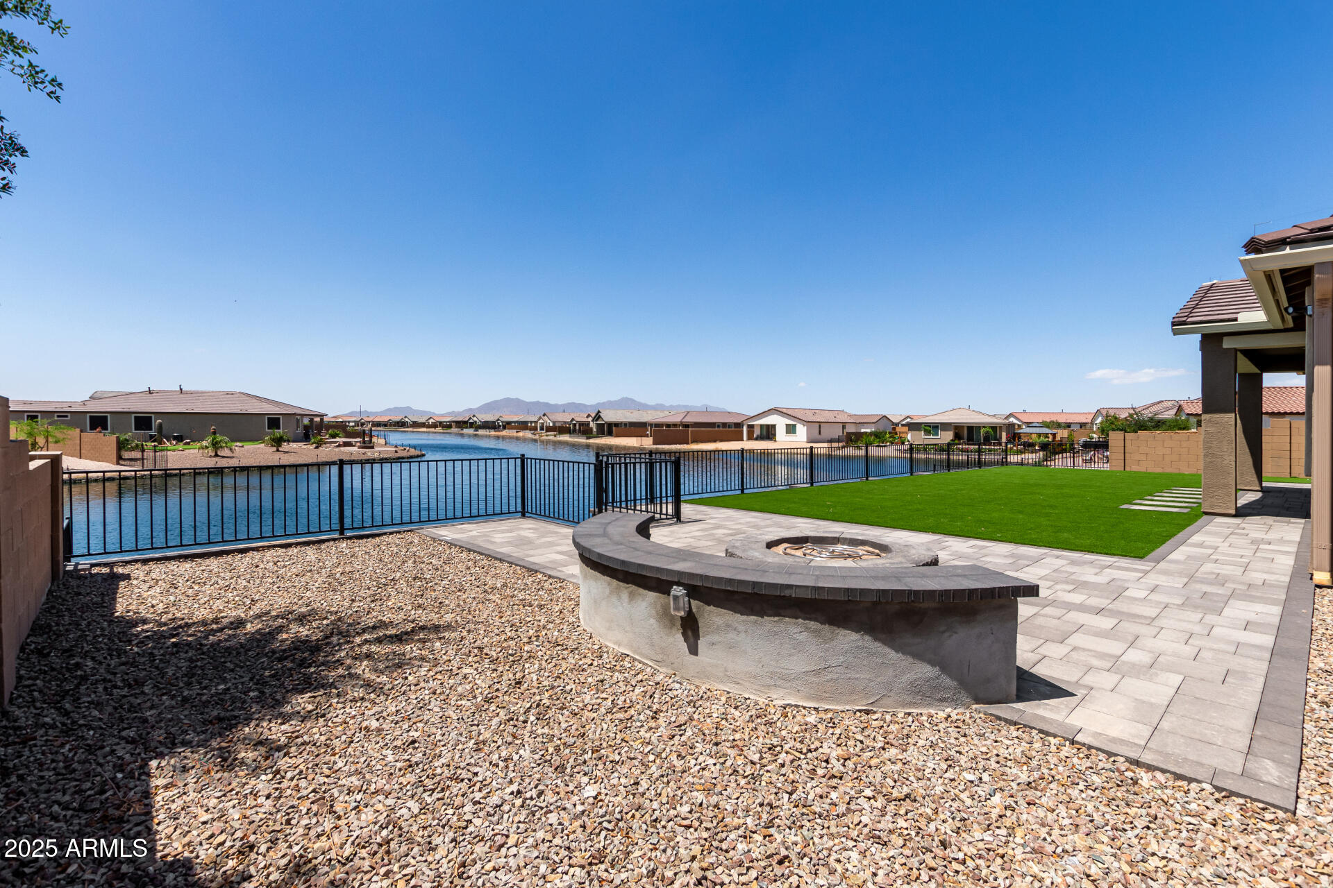 22386 N DANIEL Drive