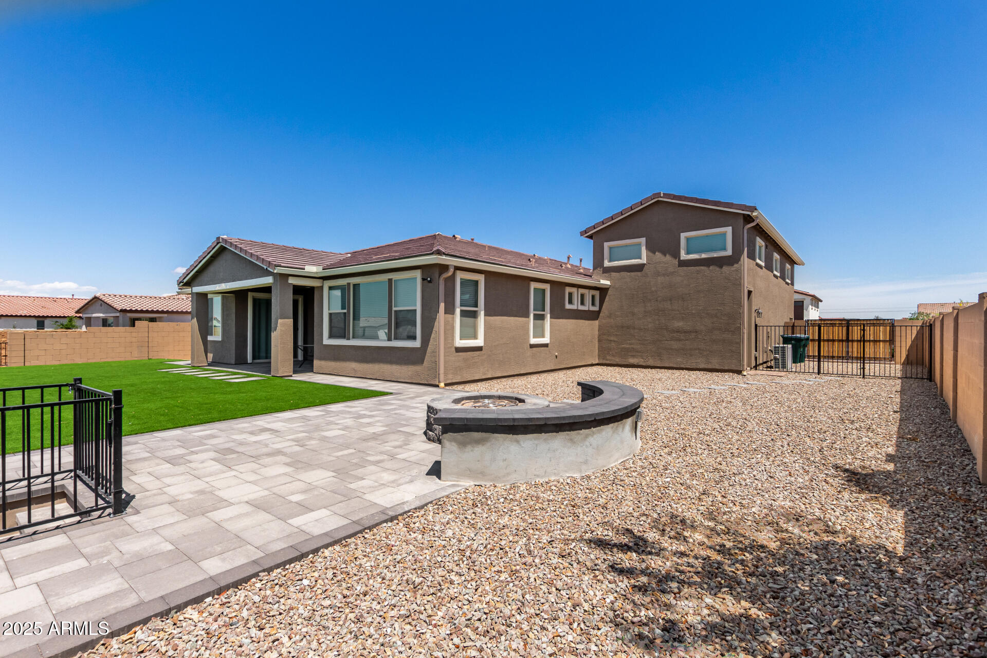 22386 N DANIEL Drive