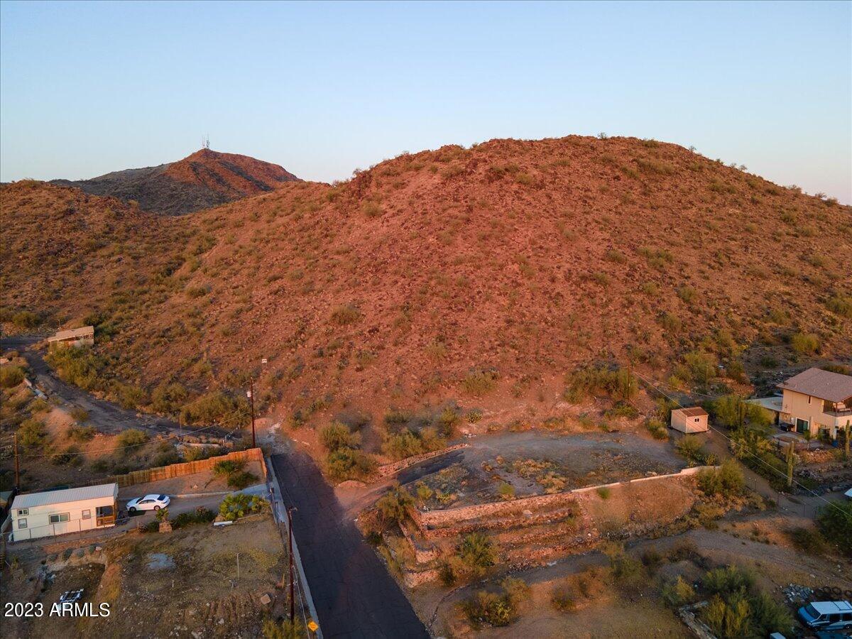 1265 W DESERT COVE Avenue, -