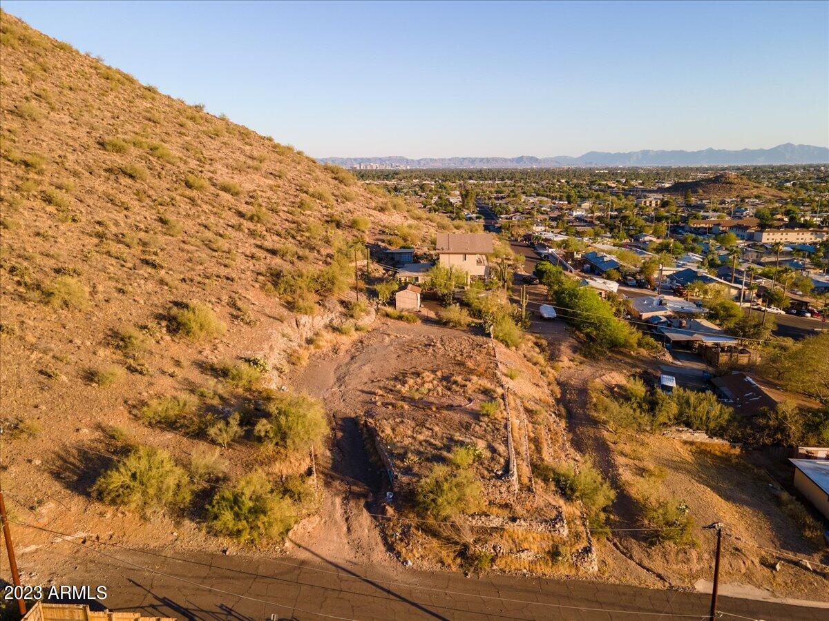 1265 W DESERT COVE Avenue, -
