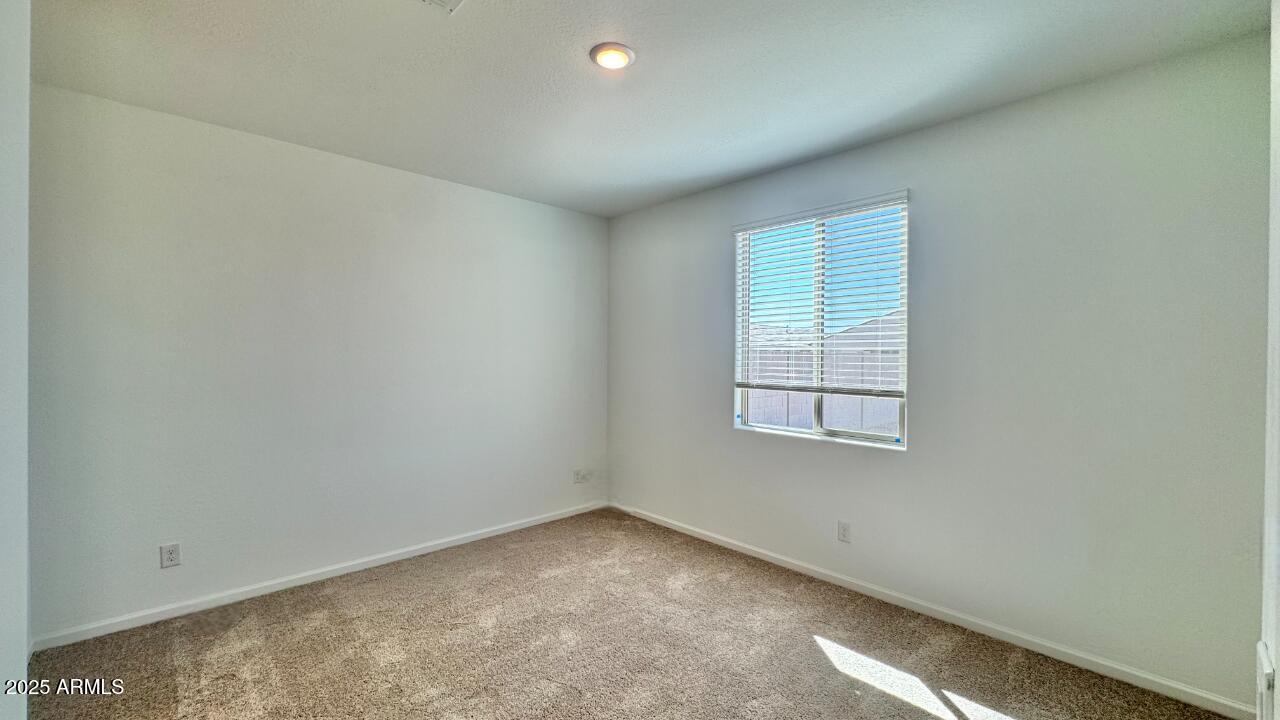 15747 W CAMDEN Avenue