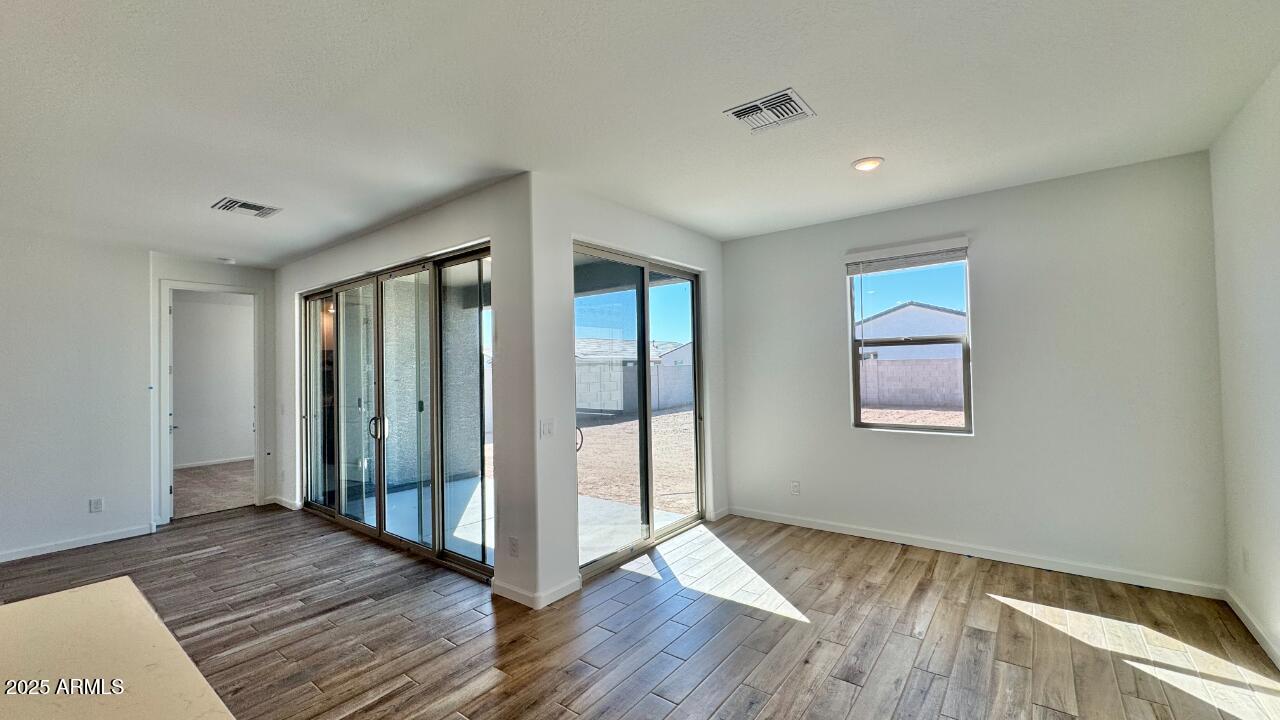 15747 W CAMDEN Avenue