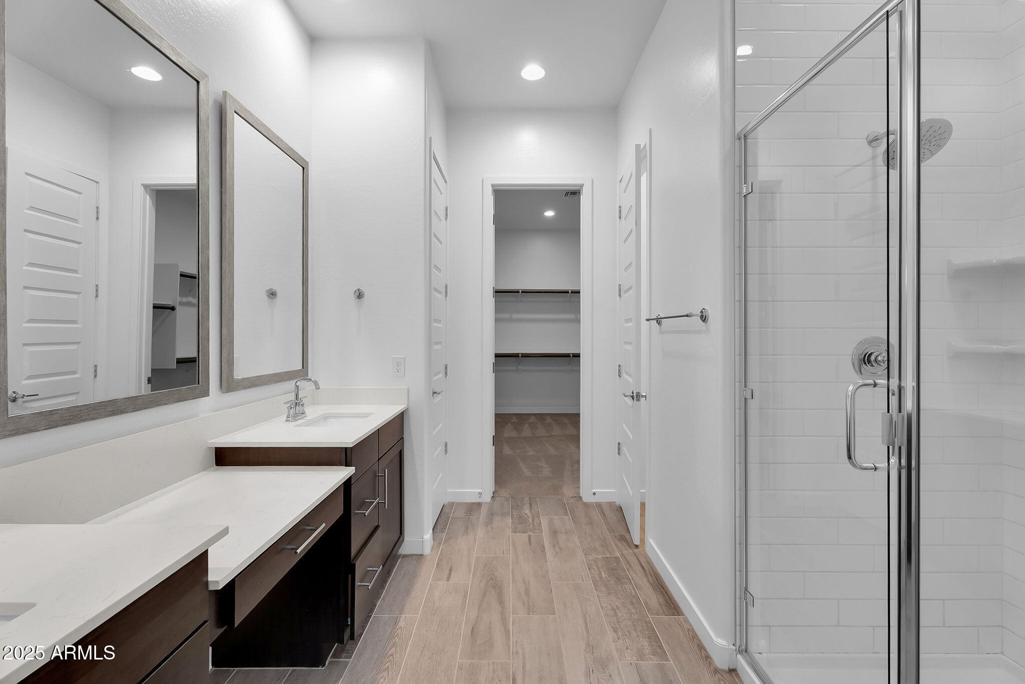 19027 W SIERRA Street