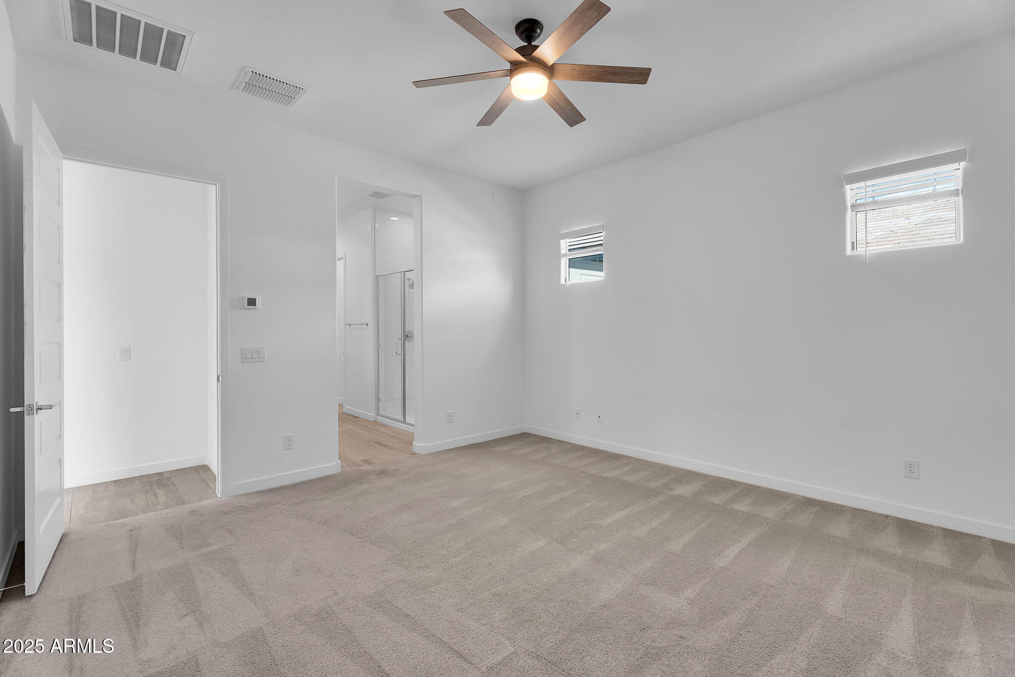 19027 W SIERRA Street