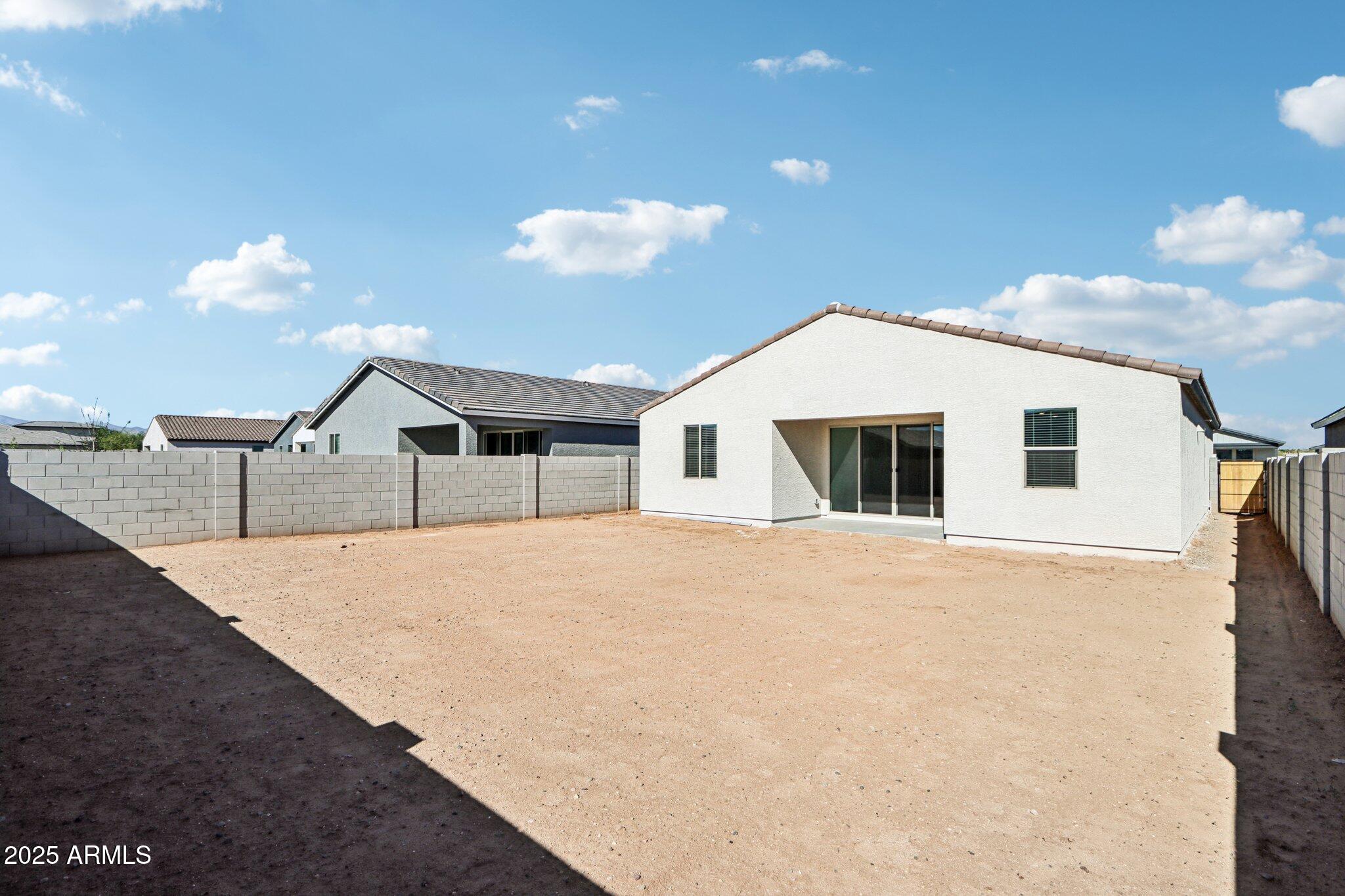 15735 W CAMDEN Avenue