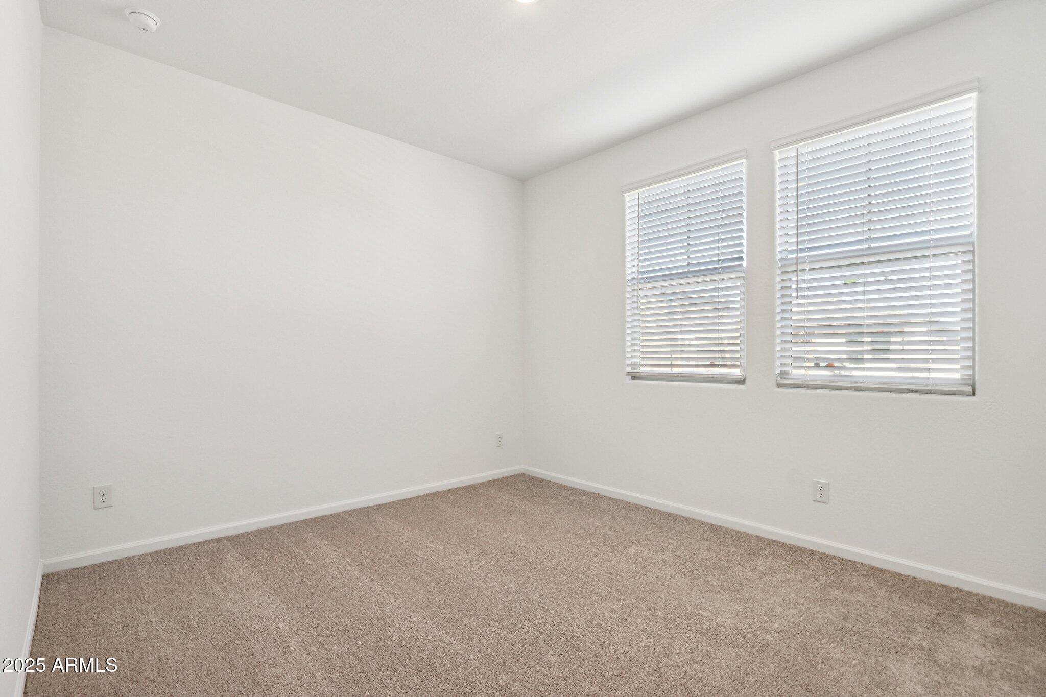 15735 W CAMDEN Avenue