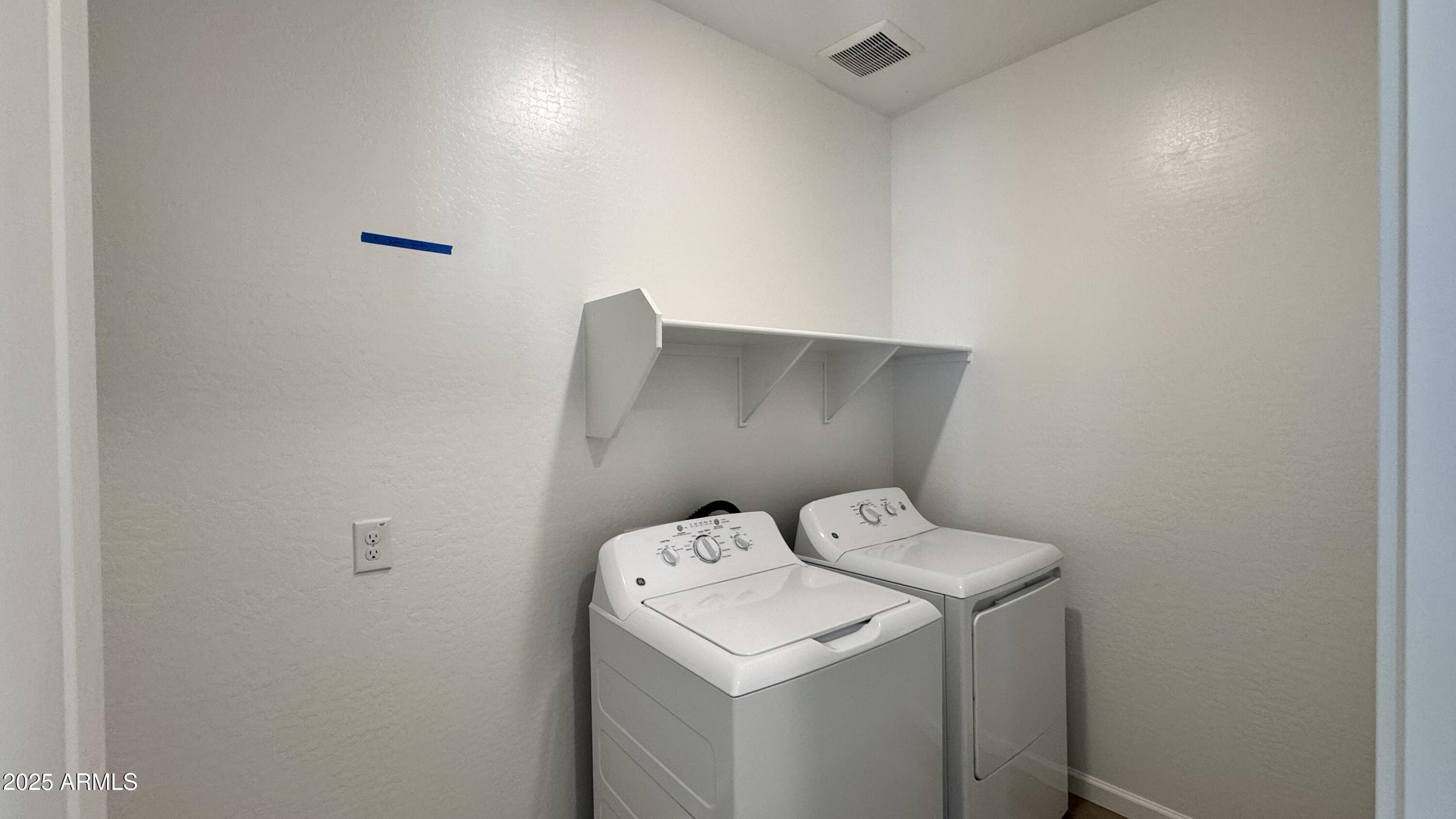 15748 W CAMDEN Avenue