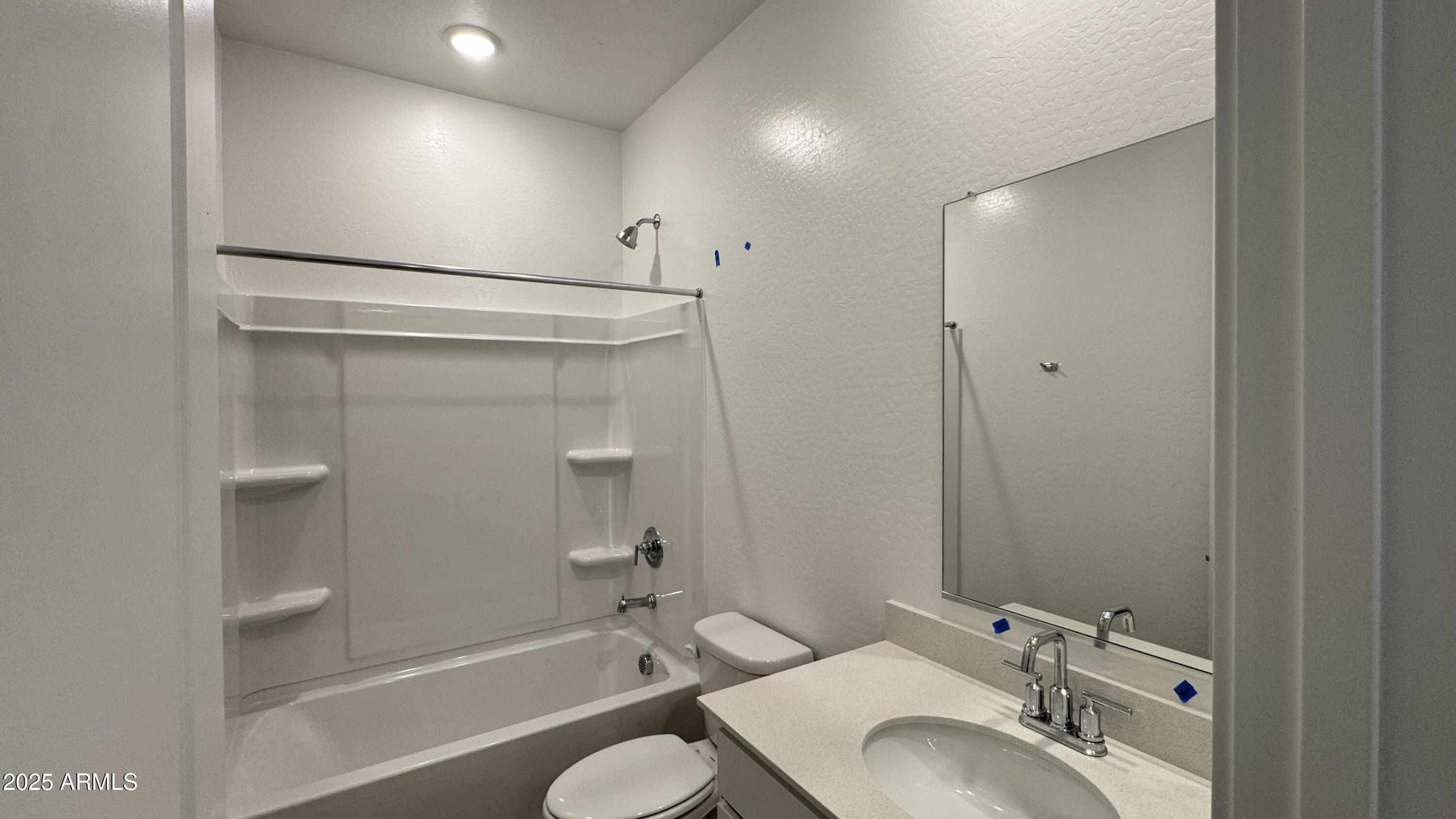 15748 W CAMDEN Avenue