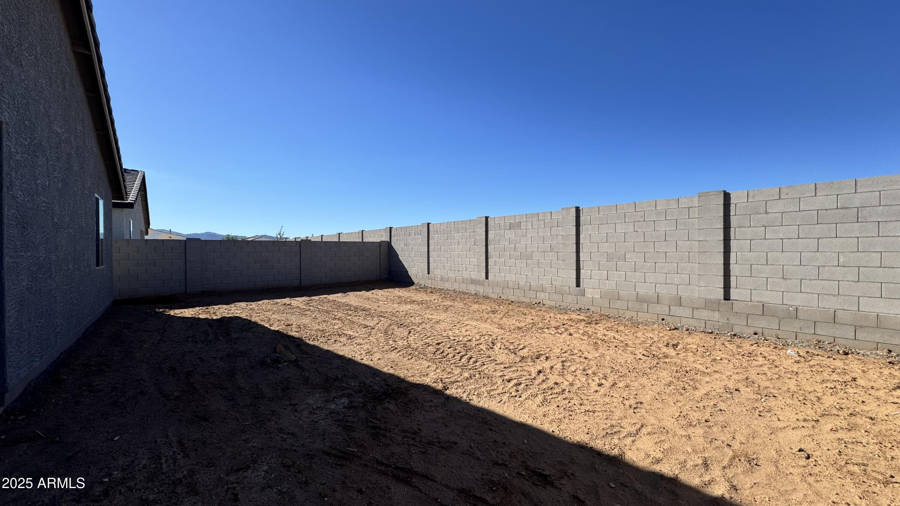 15748 W CAMDEN Avenue