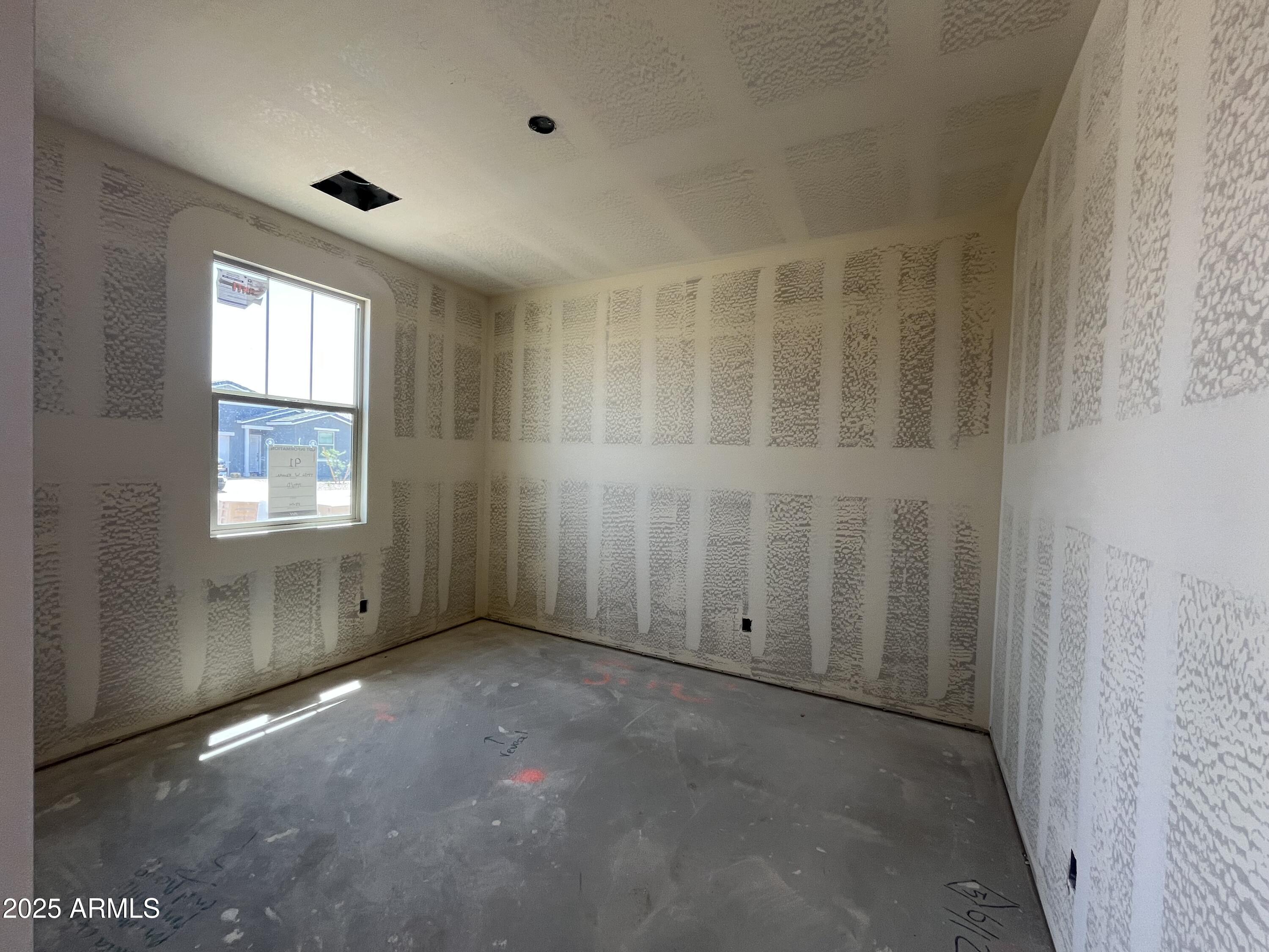 47436 W KENNER Drive