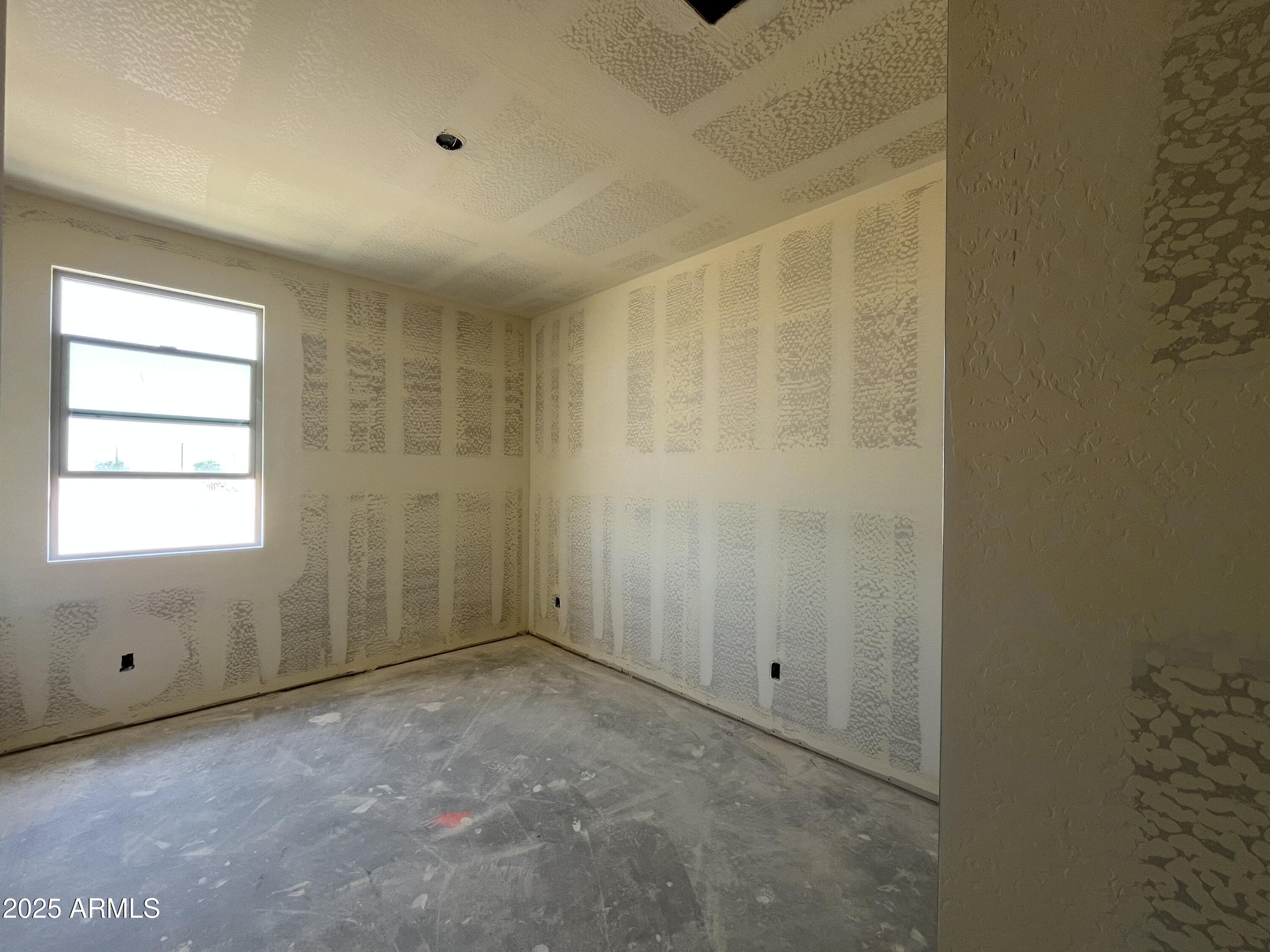 47436 W KENNER Drive