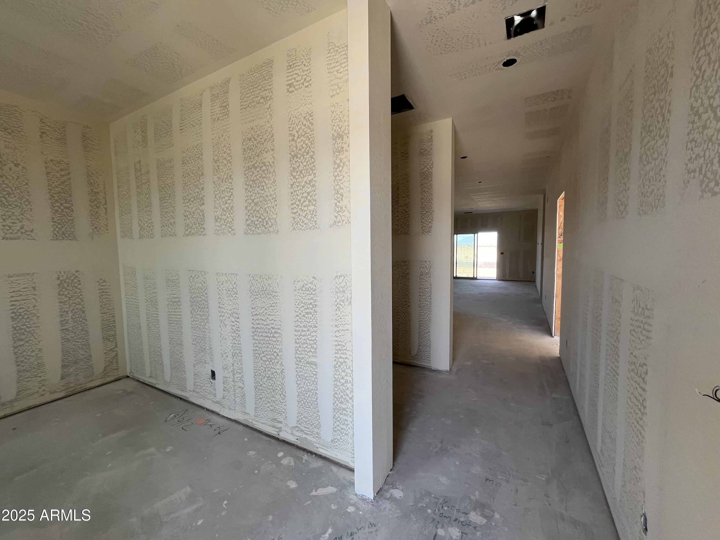 47436 W KENNER Drive