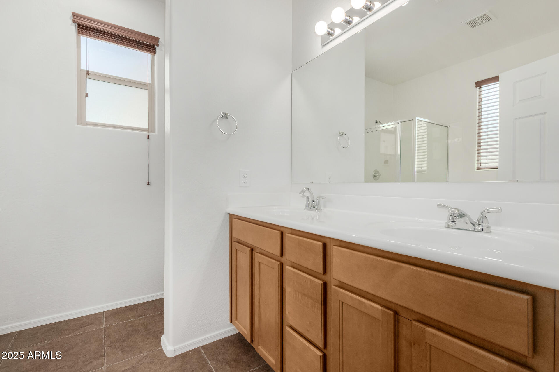 3313 W GRAN PARADISO Drive