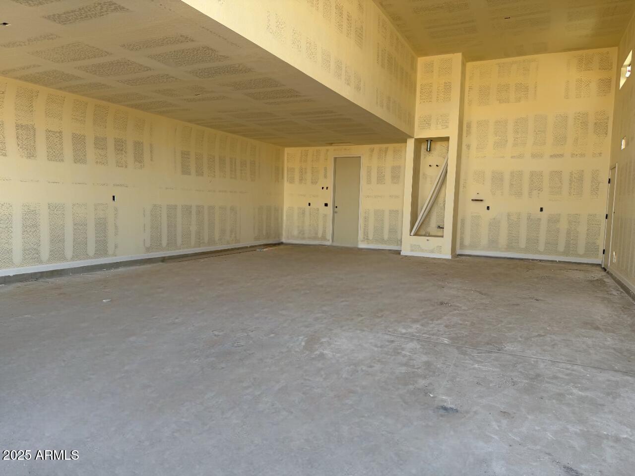 5609 W HOPI Trail