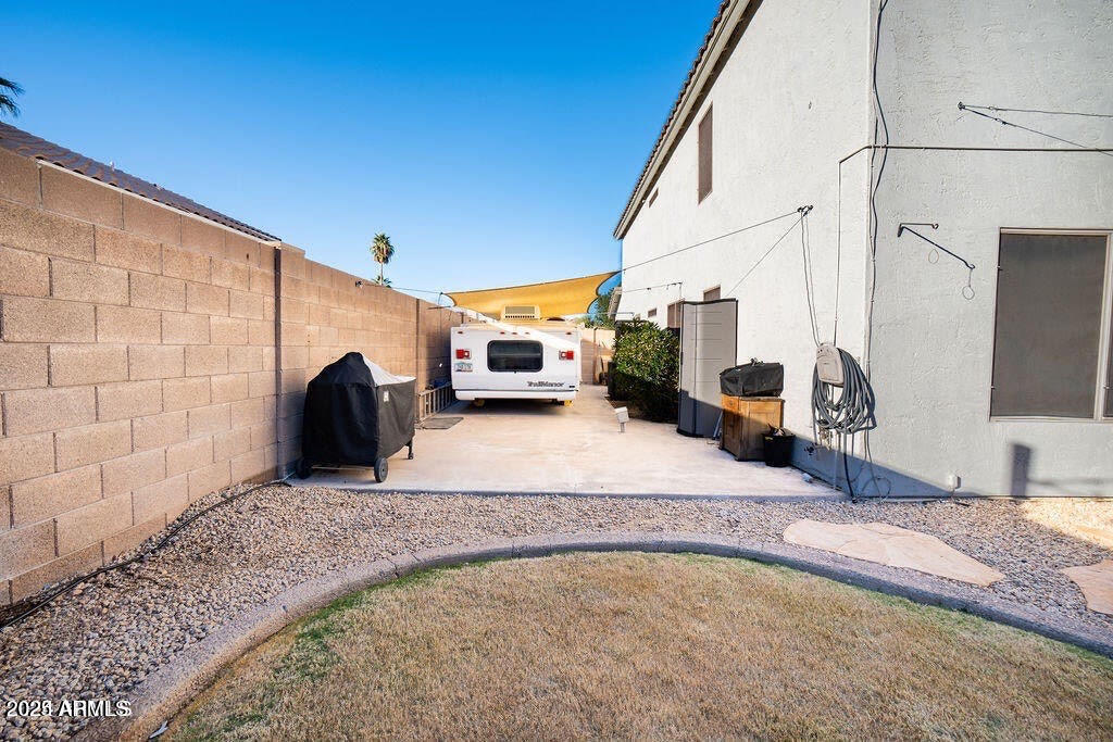 3051 E MILLBRAE Lane